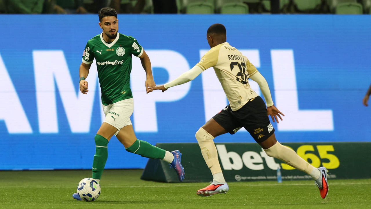 Confronto Decisivo: Vasco e Palmeiras se Enfrentam pelo Brasileirão - Análise de Estatísticas, Histórico e Escalações