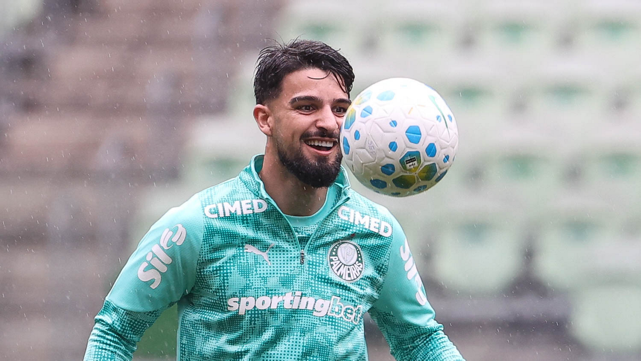 Flaco destaca legado de Abel e elege o título mais especial com a camisa do Palmeiras