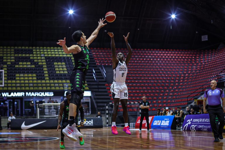 Corinthians conquista a oitava vitória seguida no NBB ao vencer Bauru