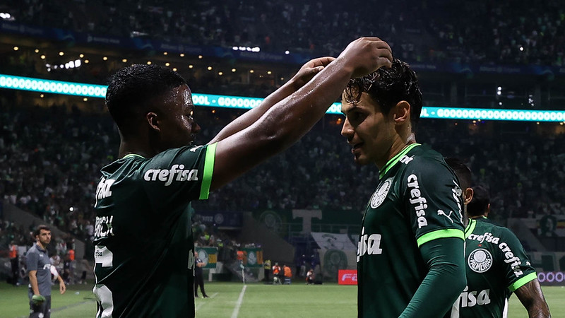 Endrick Compartilha Inspiração de Veiga em Sua Tra jetória no Palmeiras