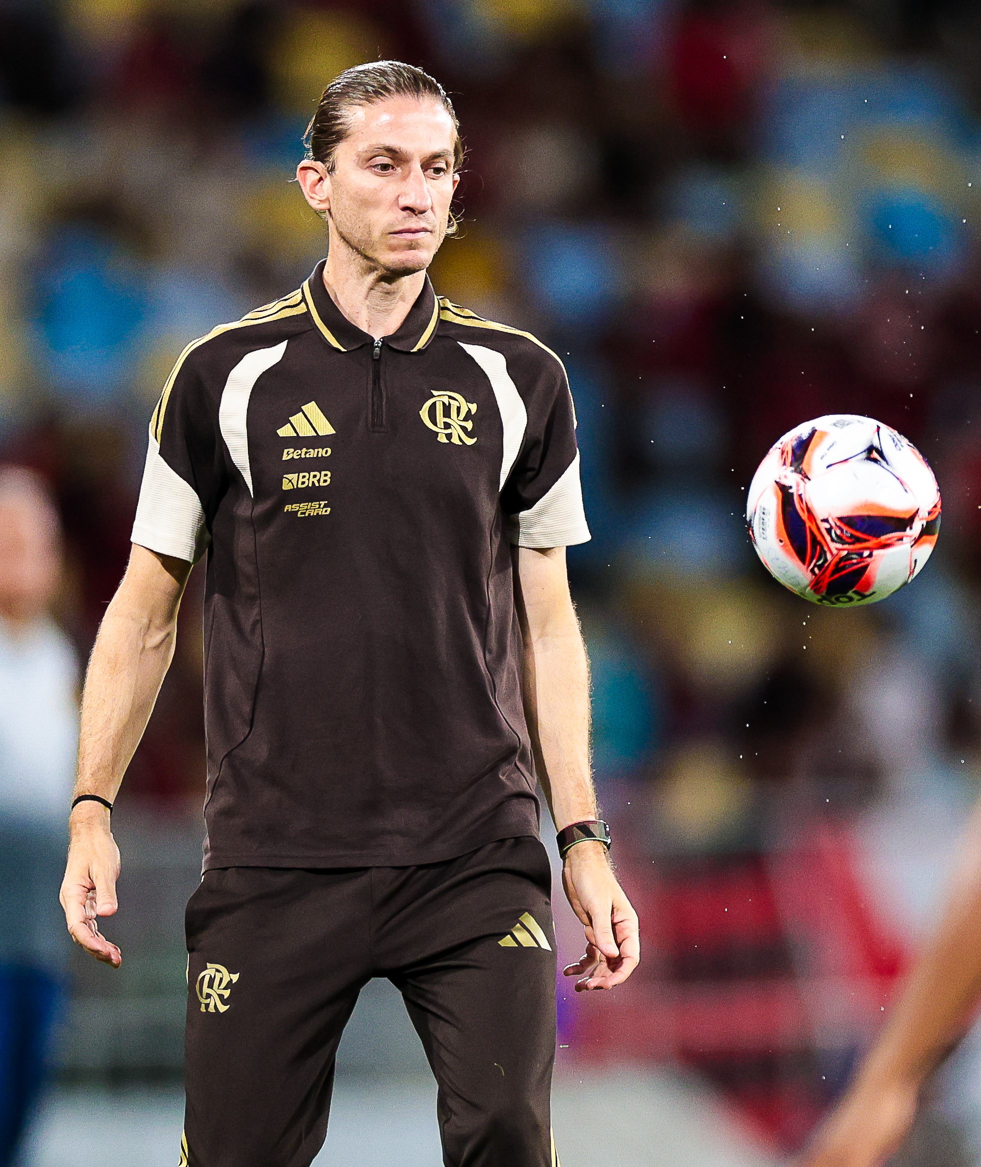 Filipe Luís Reflete sobre Desempenho do Flamengo e Reconhece Início de Ano Difícil