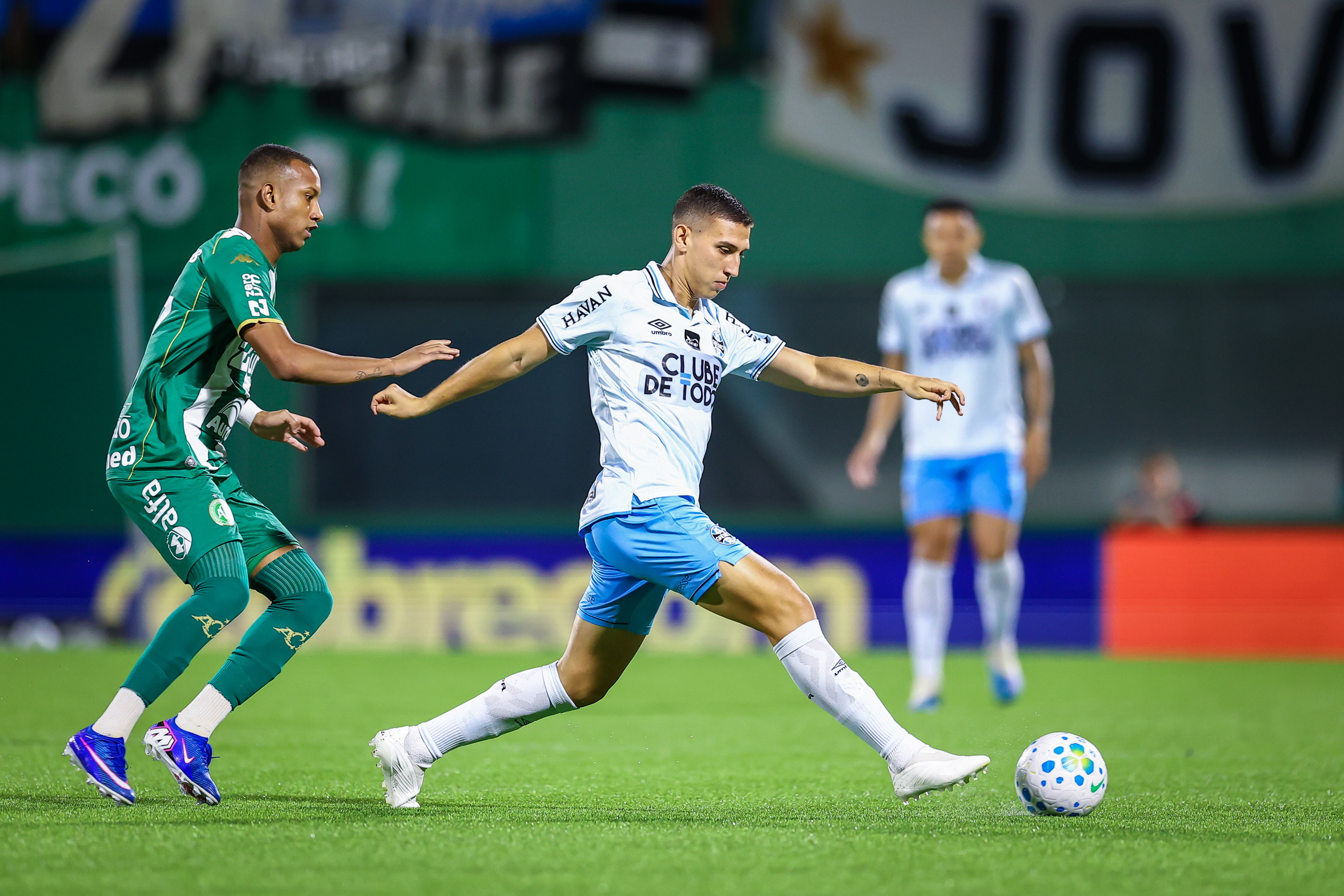 Grêmio e Chapecoense empatam, e Tricolor deixa escapar oportunidade de se aproximar do G5