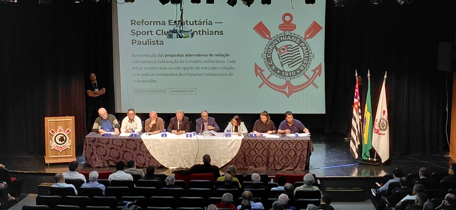 Reforma do Estatuto do Corinthians é Suspensa Após Conflito entre Dirigentes