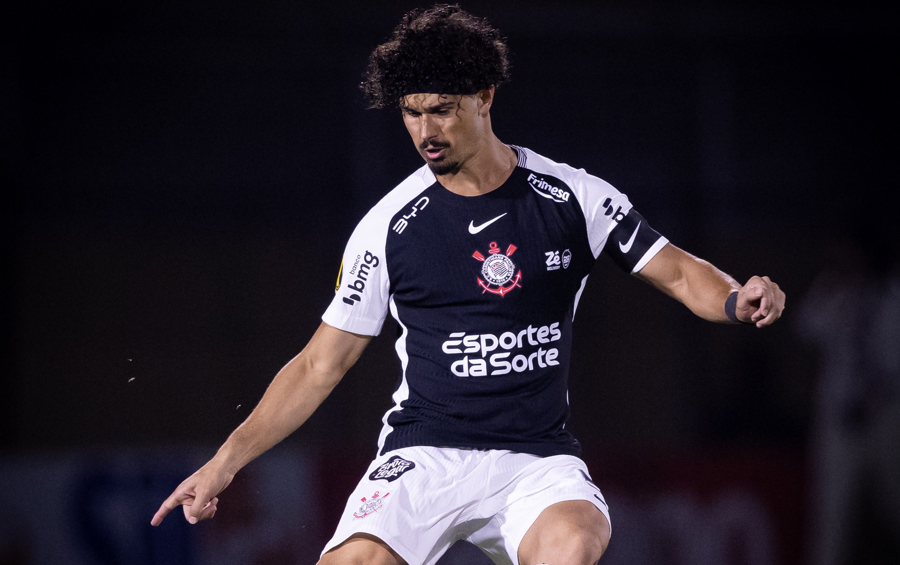 Zagueiro do Corinthians Responde Provocações do Palmeiras: 