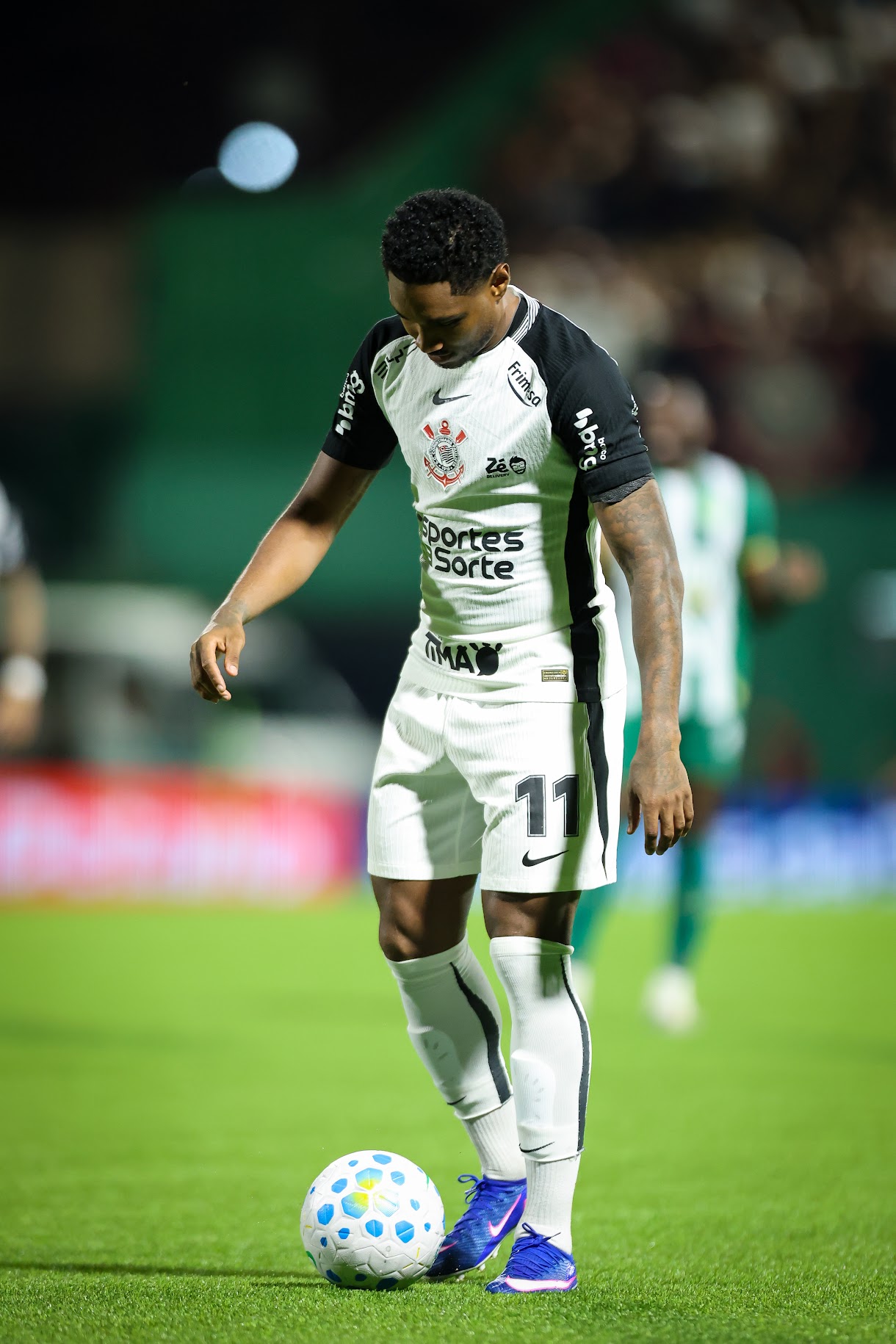 Corinthians Enfrenta sua Pior Sequência de Resultados desde 2024: Análise da Crise e Perspectivas Futuras