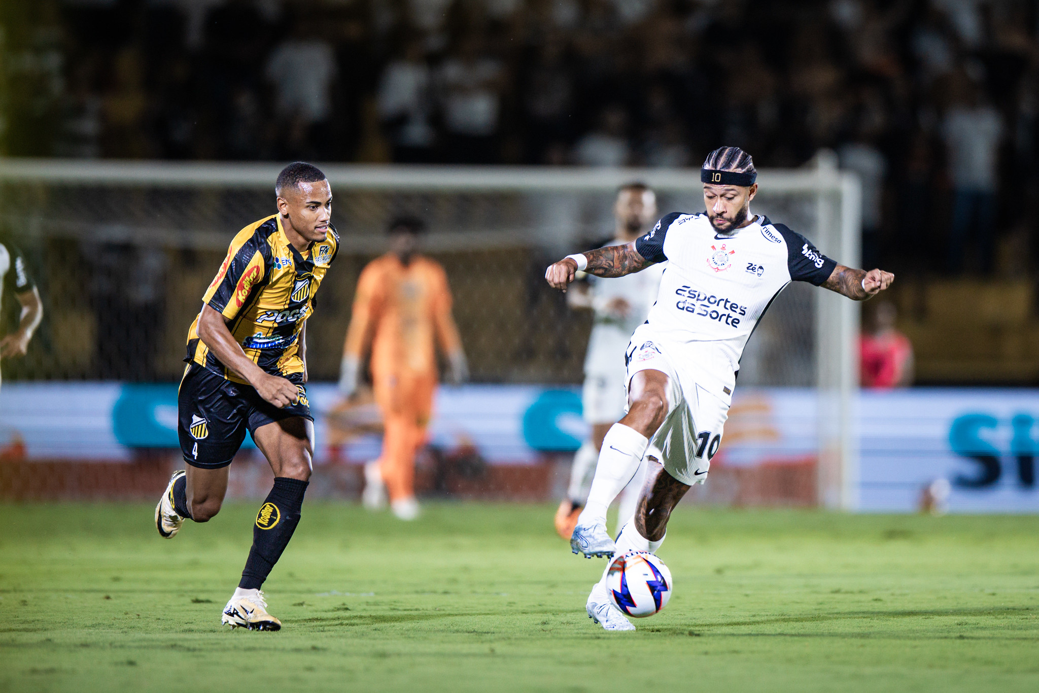 Ataque Ineficaz Compromete Desempenho do Corinthians no Campeonato Paulista