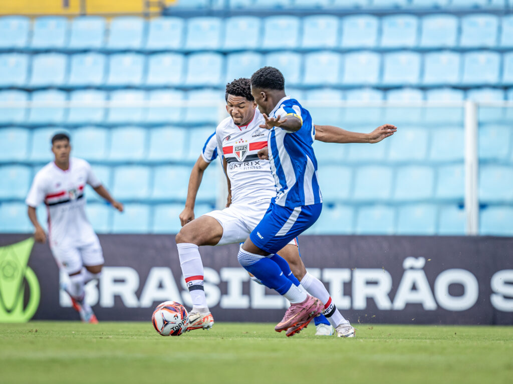 São Paulo cede empate ao Avaí e perde chance de entrar no G8 do ...