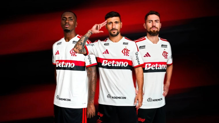 Flamengo Apresenta Novo Uniforme Branco: A Novidade para a Continuação da Temporada