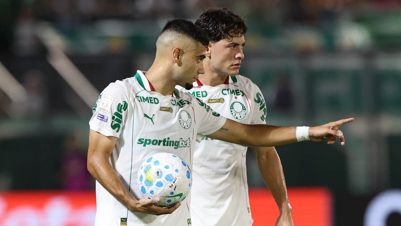 Palmeiras Mantém a Eficácia e Conquista Mais uma Vitória em Noite de Pouca Inspiração