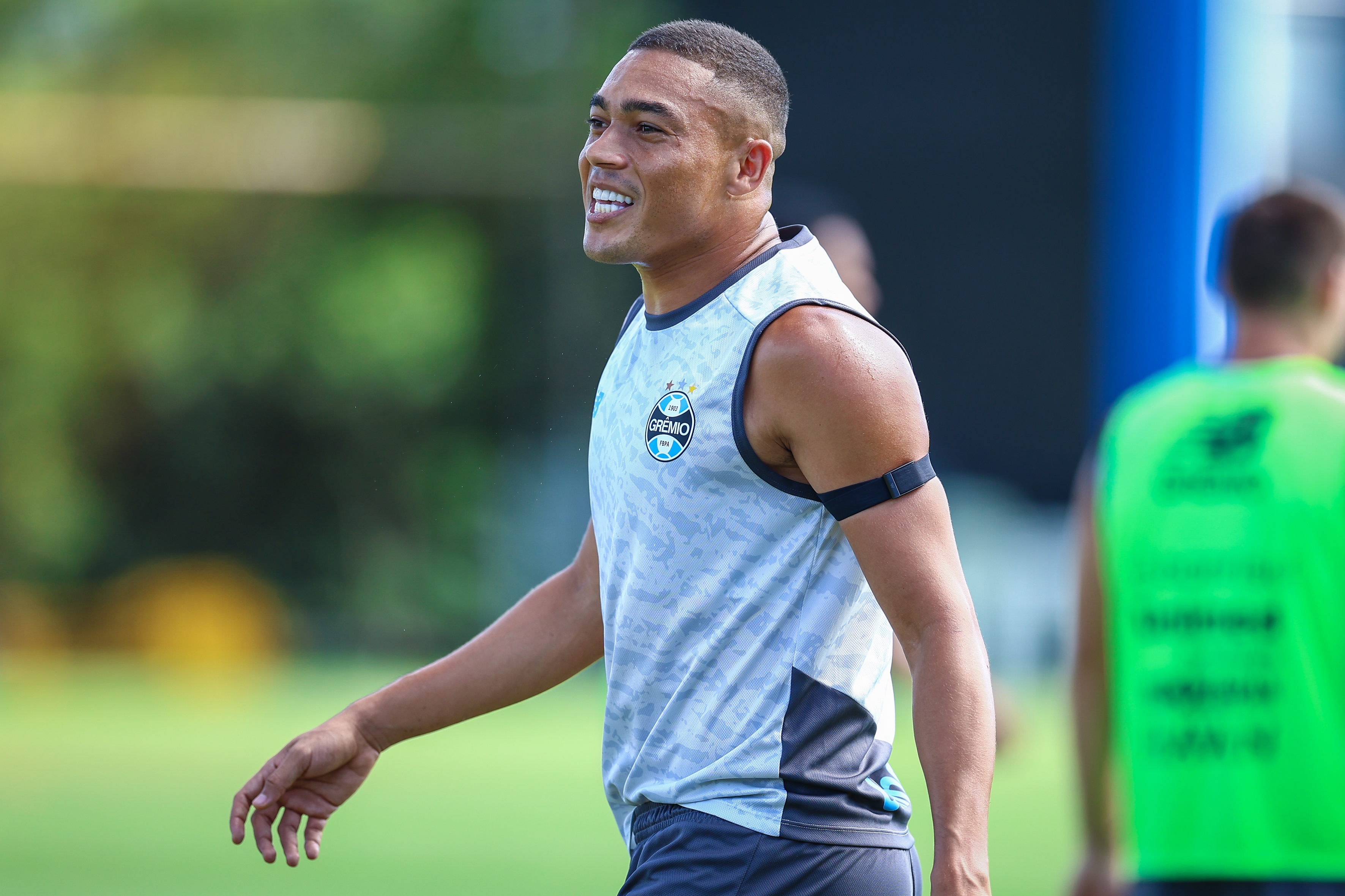 Grêmio encerra preparativos com treino intenso para confronto decisivo contra o Palmeiras