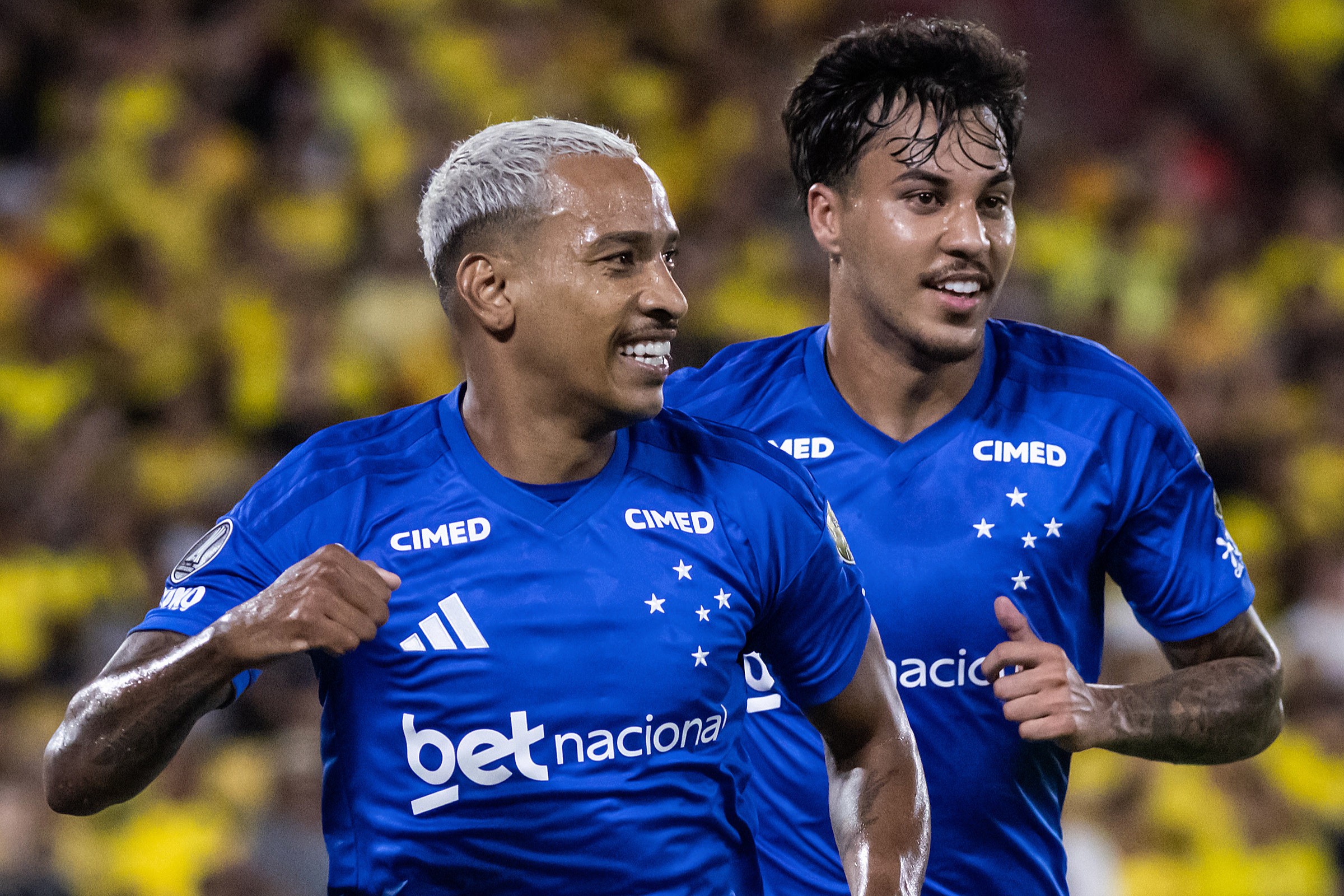 Matheus Pereira Brilha e Cruzeiro Fecha Largada com Vitória sobre Barcelona na Libertadores