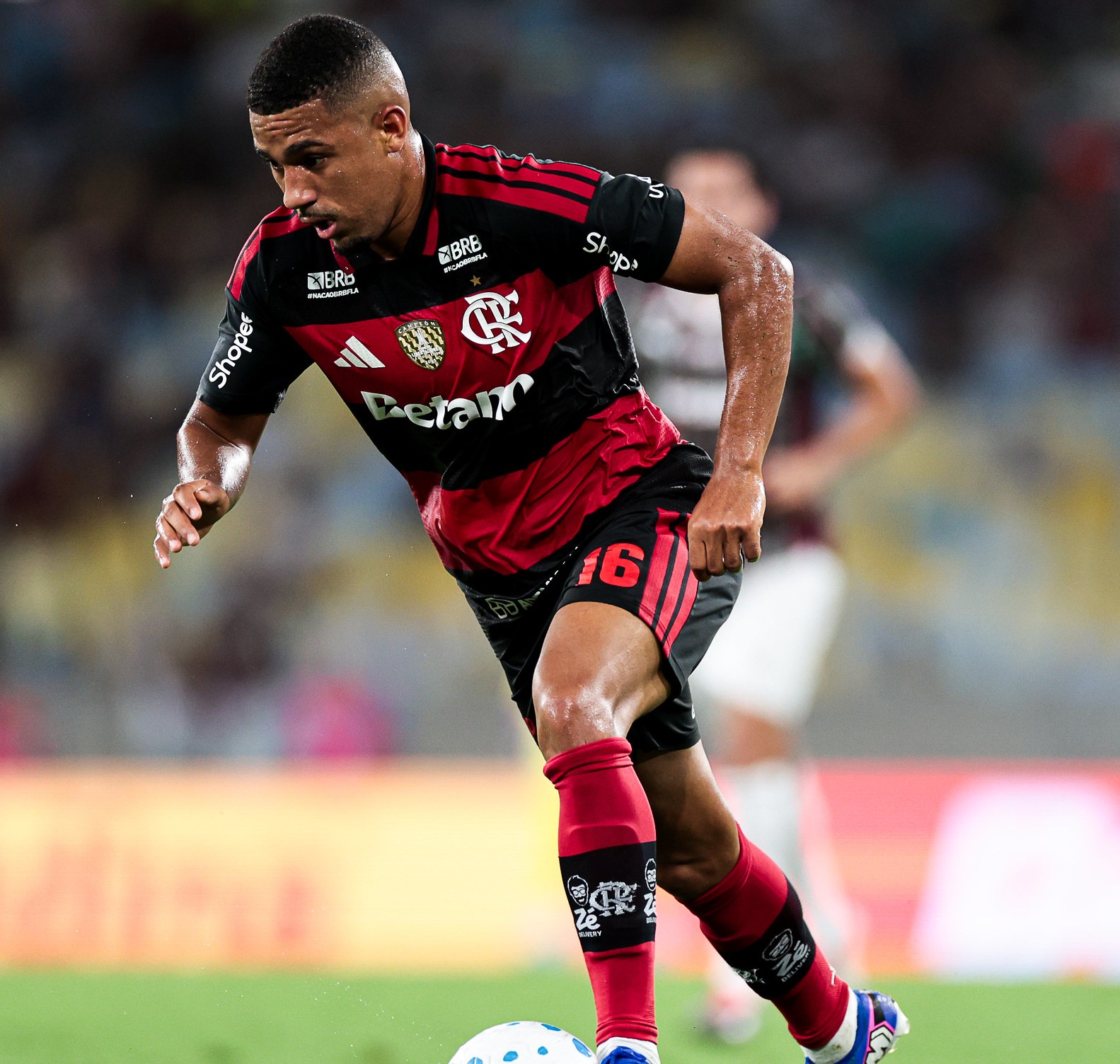 Tá voando! Samuel Lino supera má fase e atinge média absurda com Leo Jardim