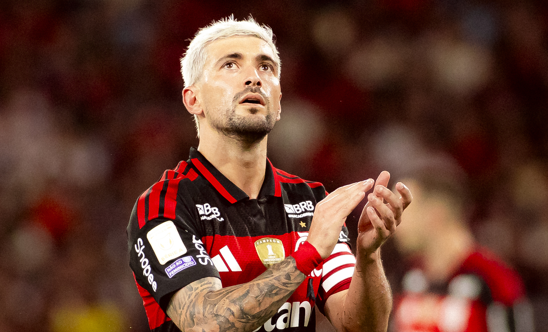 Arrascaeta Passará por Cirurgia e Fica Incerto para o Mundial