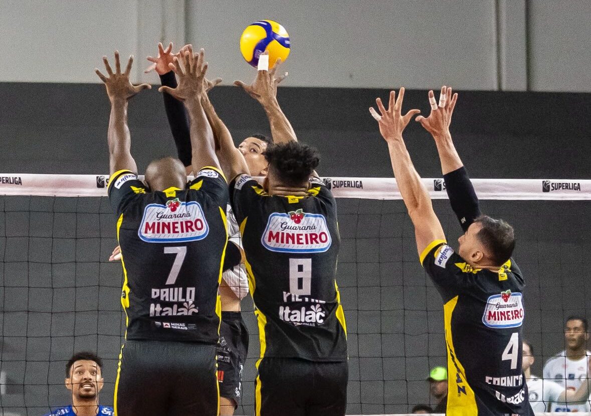 Praia Clube vence o Guarulhos e larga na frente nas quartas da Superliga