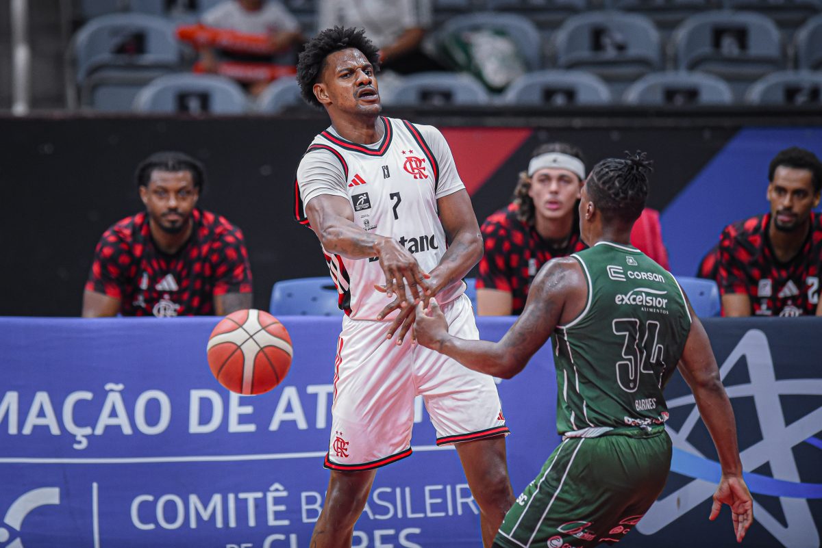 Flamengo bate União Corinthians e pega o Brasília nas quartas do NBB