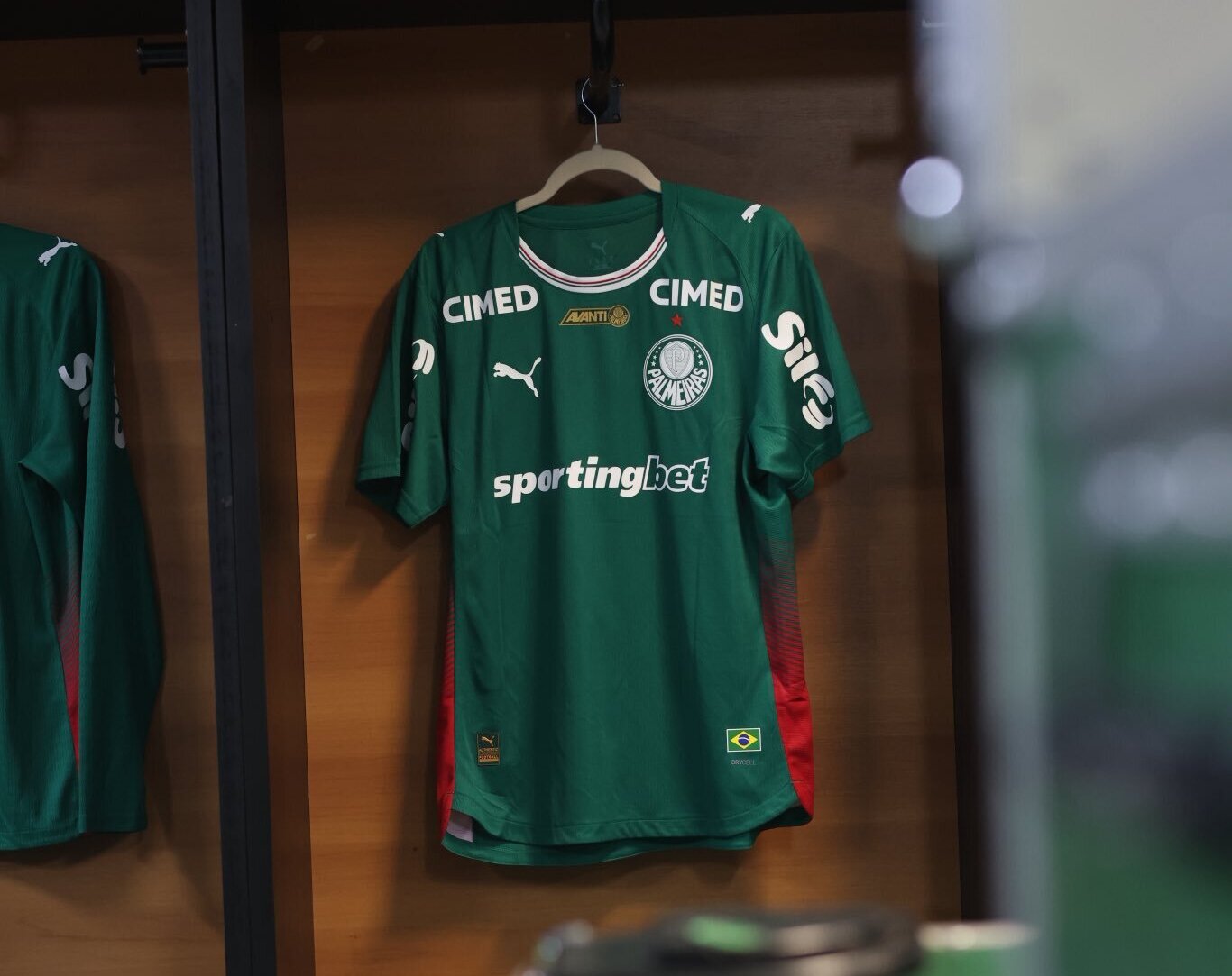 Palmeiras Confirma Escalação com Gómez e Arthur como Titulares no Confronto contra o Bahia
