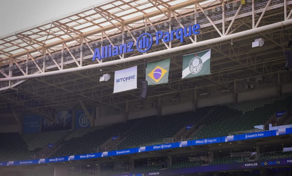 NOITE HISTÓRICA: Palmeiras recebe Sporting Cristal em despedida do nome Allianz Parque