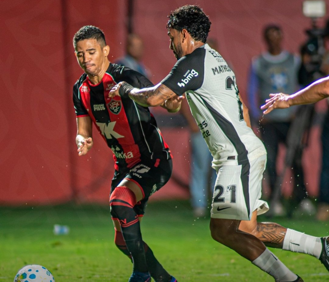 Corinthians Empata Fora, Prolonga Jejum e Entra na Zona de Rebaixamento do Brasileirão