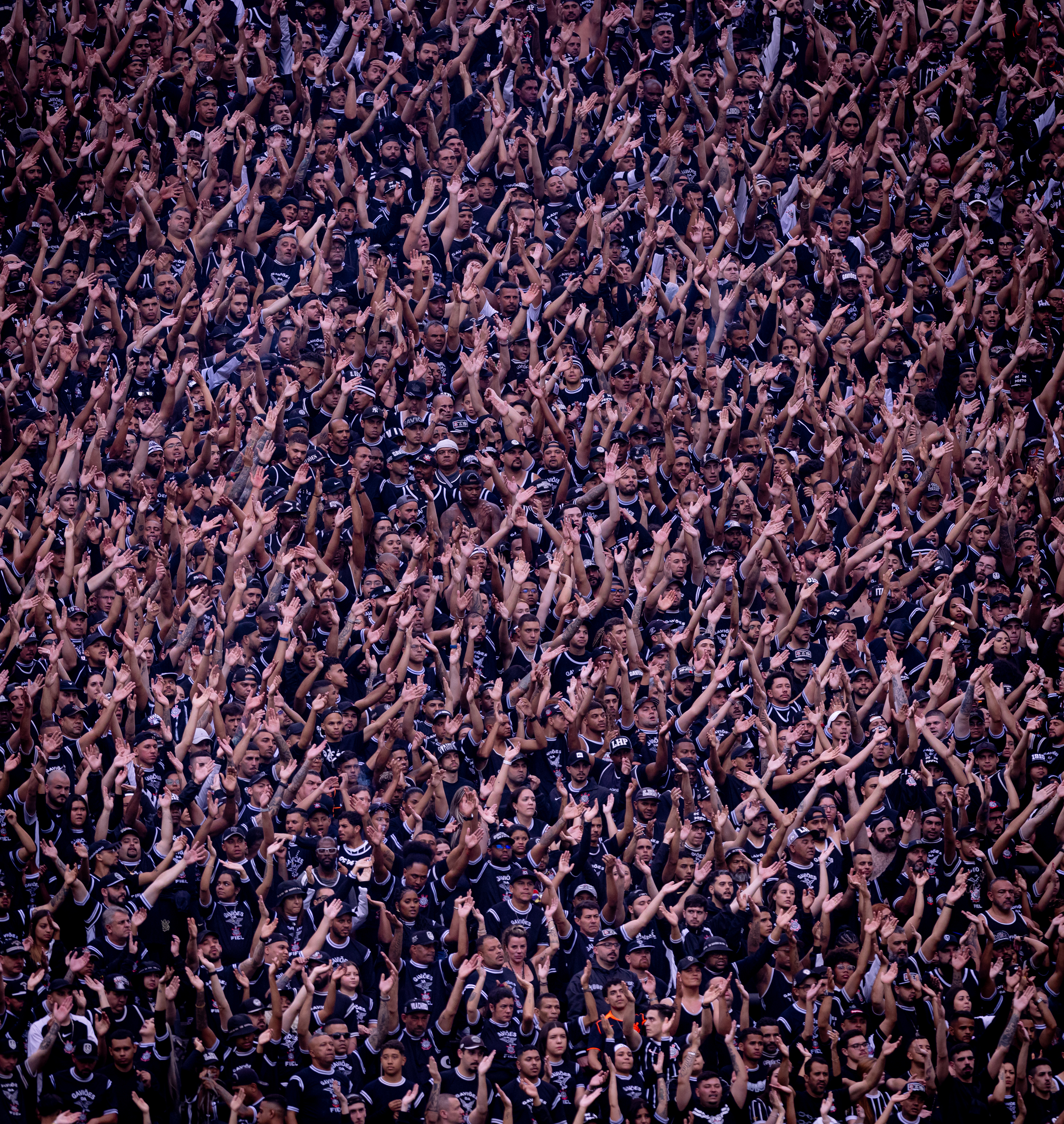 Após nova derrota, torcida do Corinthians exige empenho redobrado do elenco na Arena
