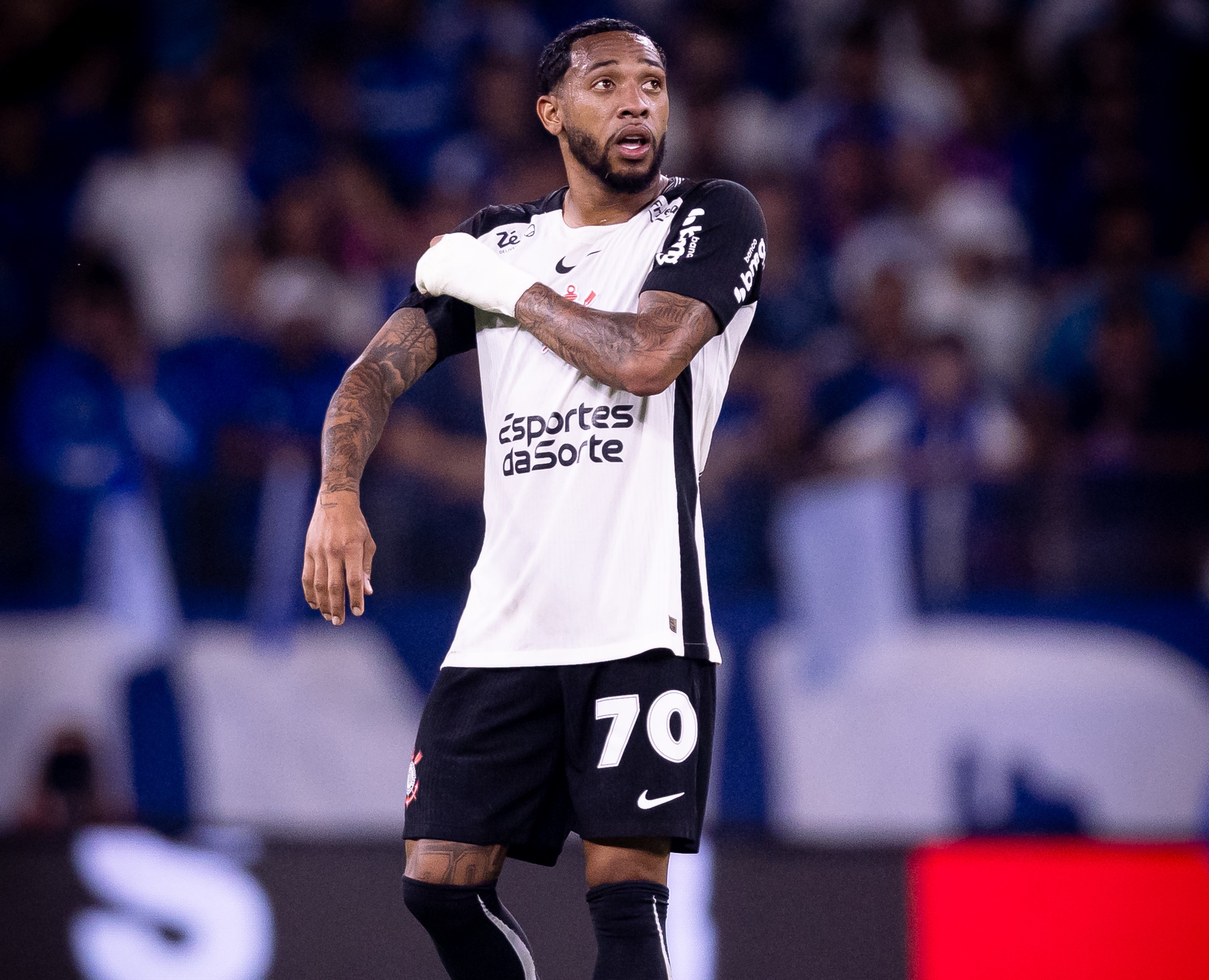 Martínez Responsabiliza Dorival pela Crise no Corinthians: 