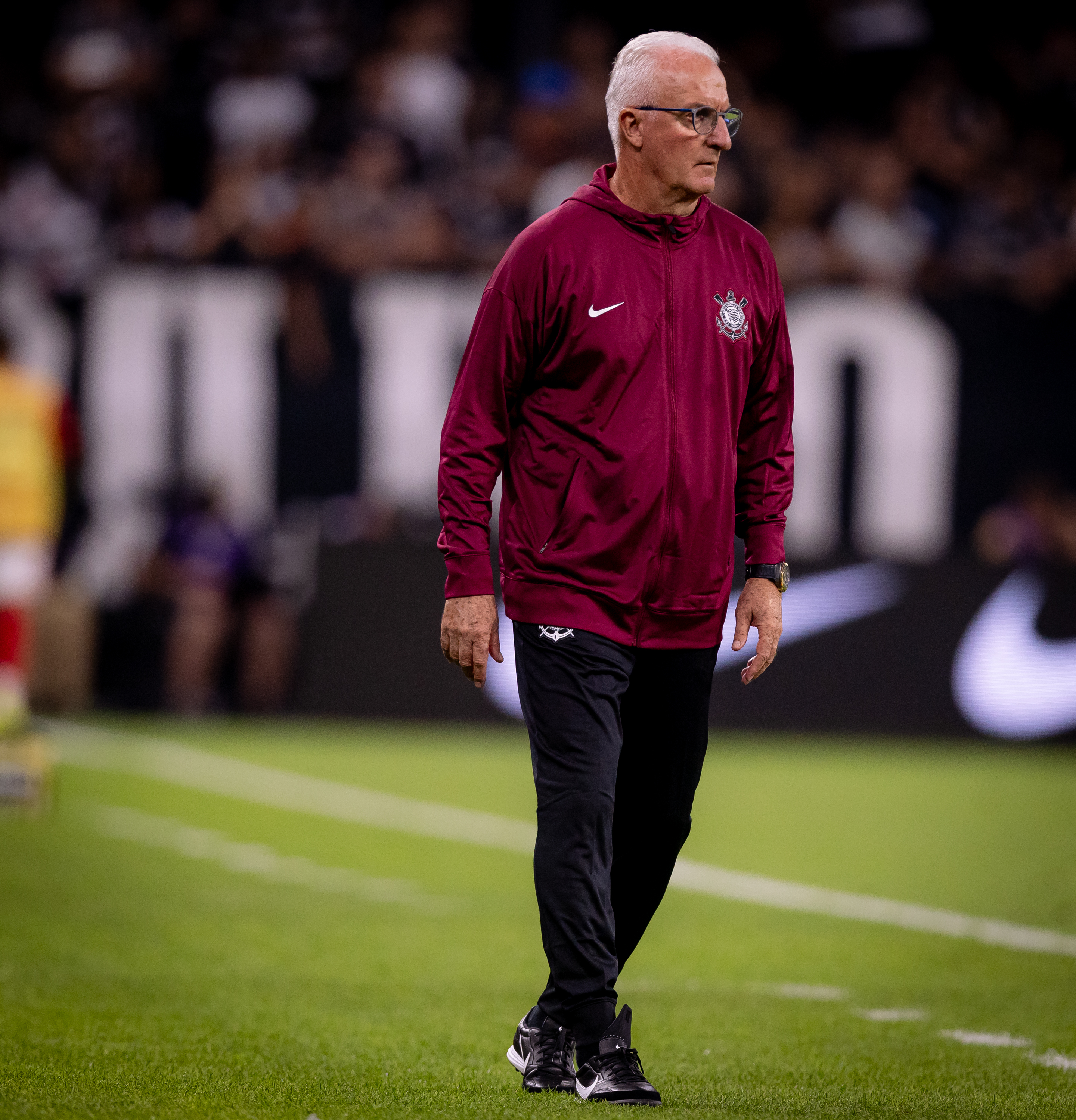 Dorival valoriza trajetória no Corinthians e revela ter colocado o cargo à disposição