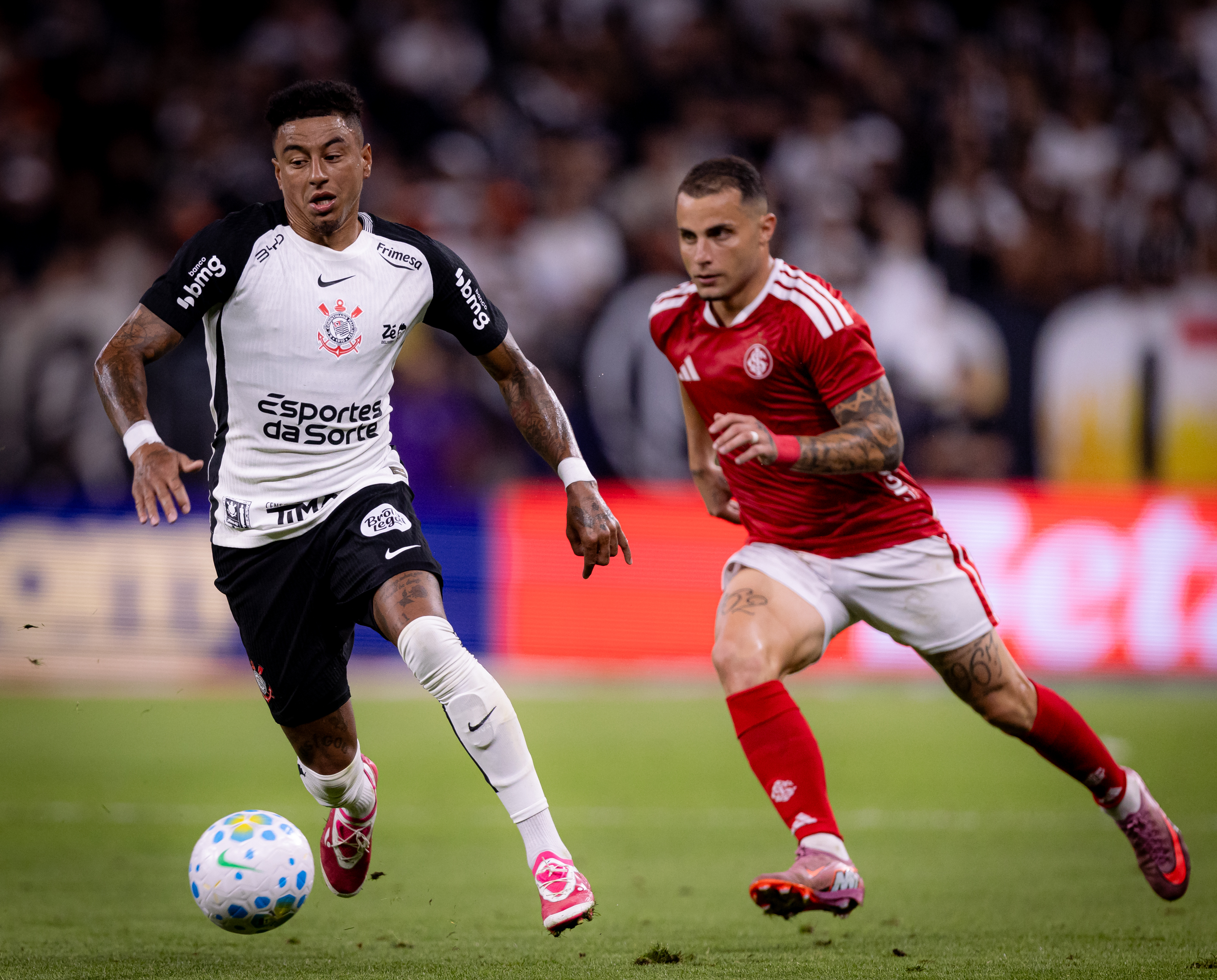 Análise das Atuações do Corinthians: Desempenho dos Jogadores na Derrota para o Internacional