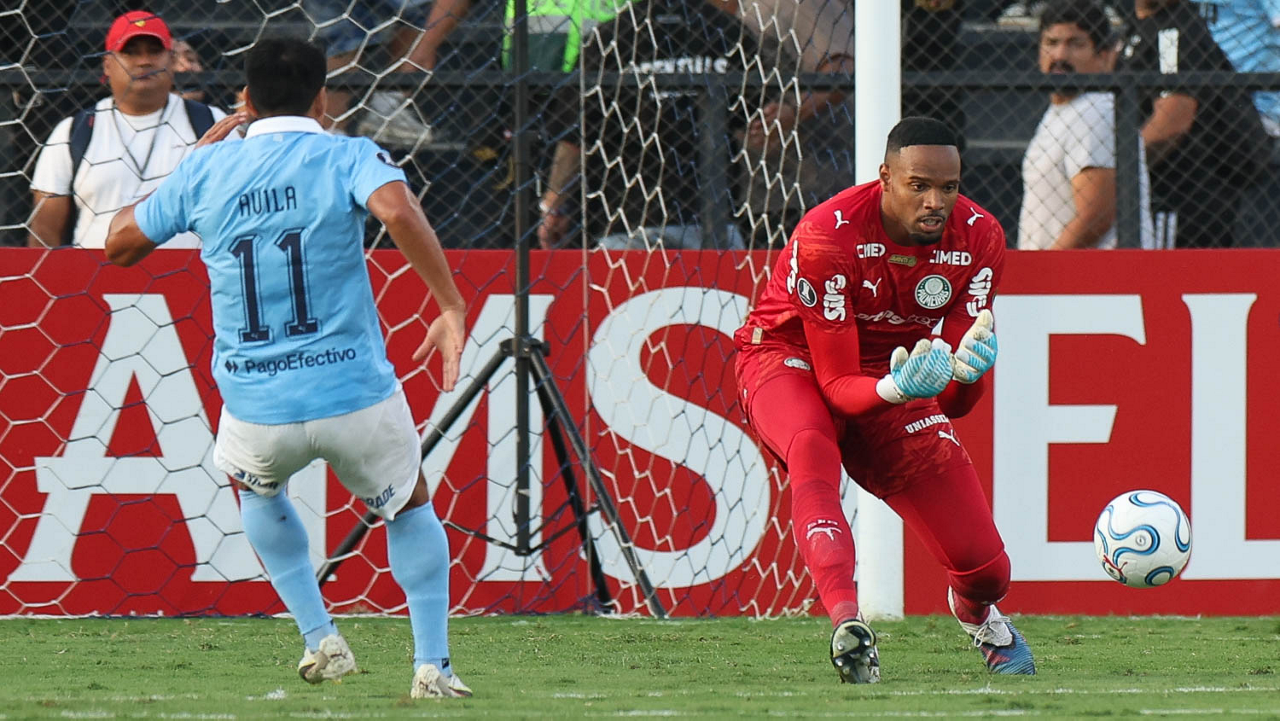Palmeiras brilha com gols de Flaco López e Sosa, enquanto Carlos Miguel mantém a defesa imbatível