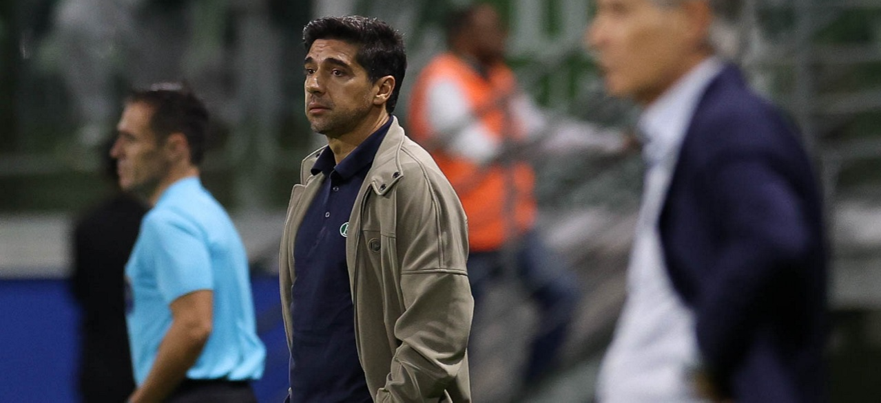 Pressão sobre Abel: Organizada do Palmeiras clama por mudanças na comissão técnica