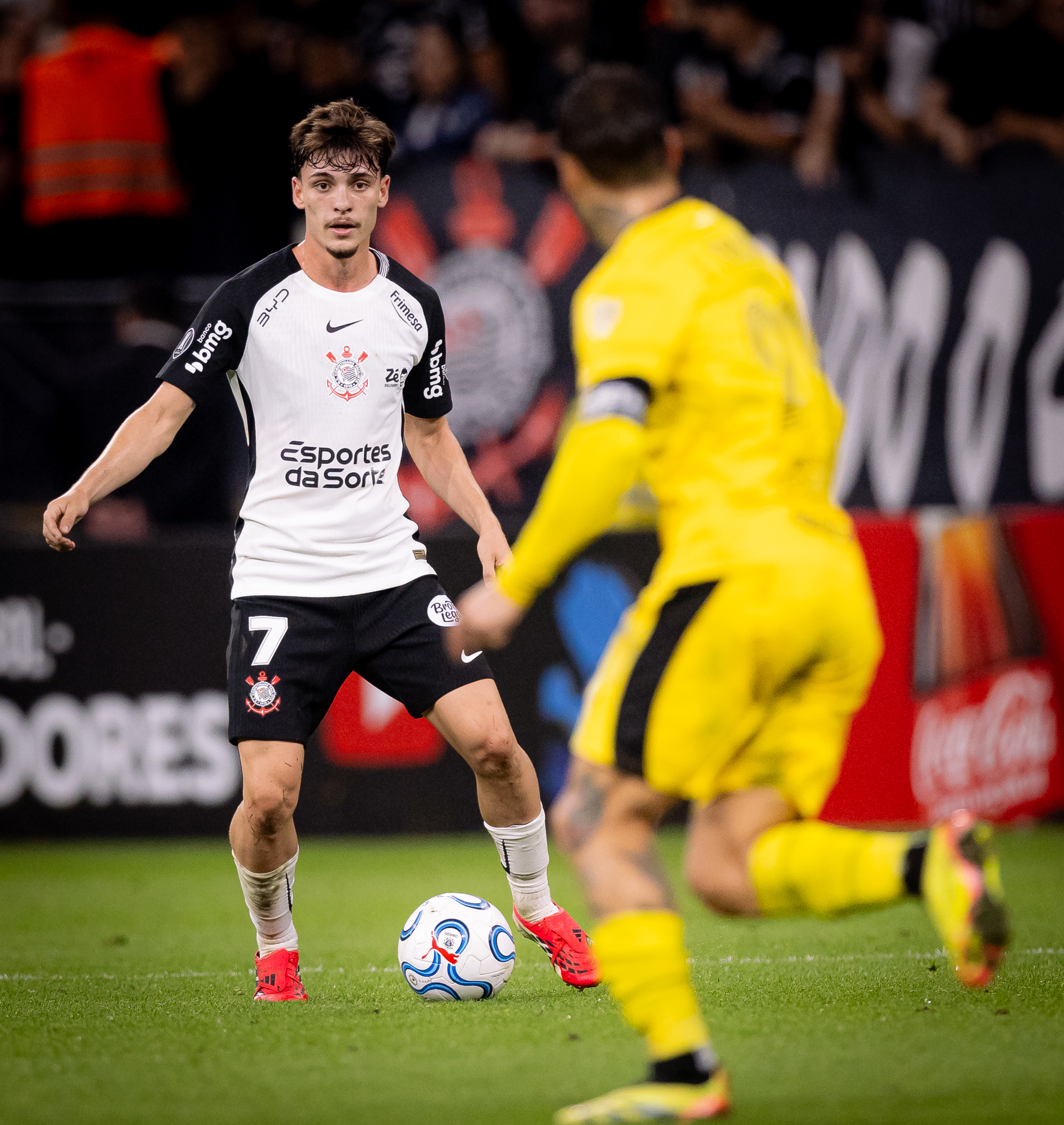 Corinthians Adota 