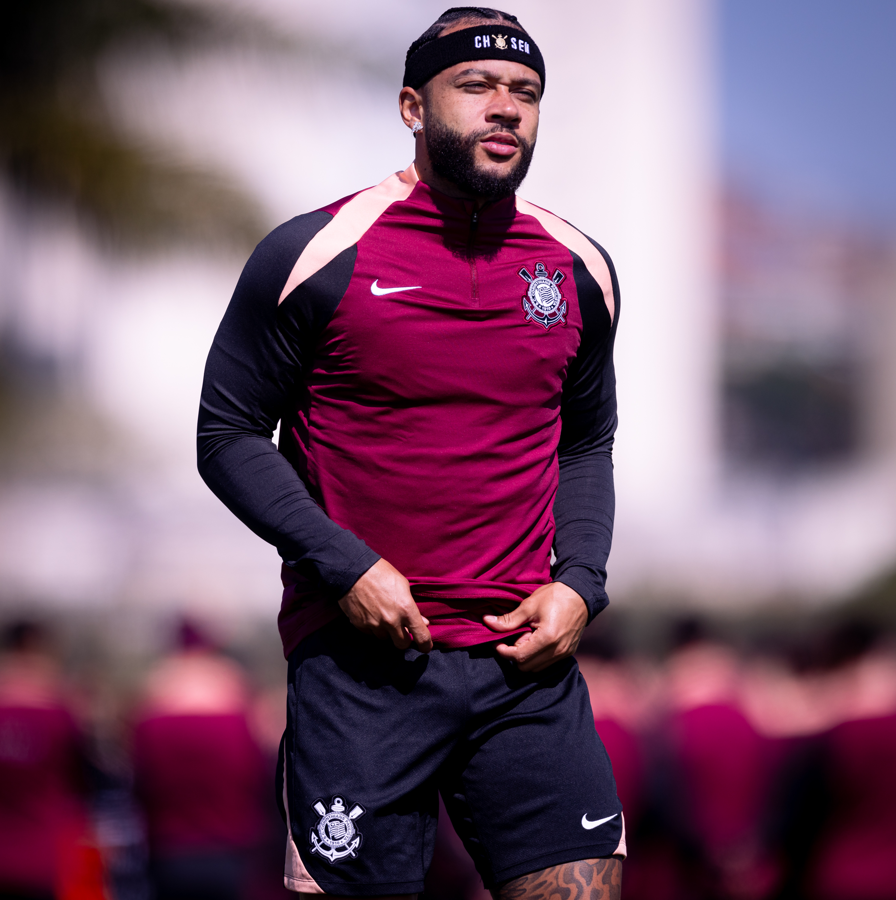 Gaviões questiona ausências de Memphis no Corinthians e discute futuro da renovação contratual