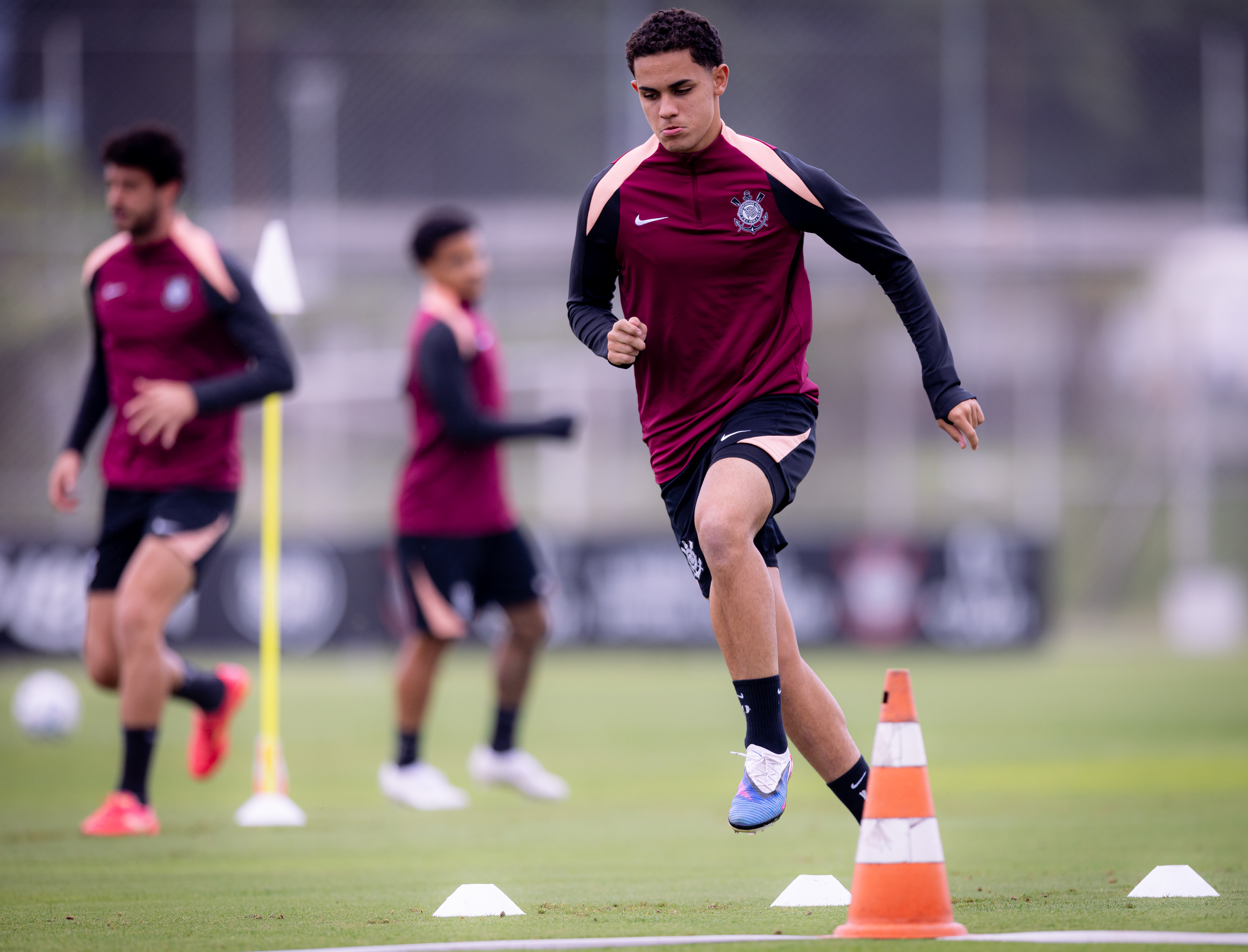 Corinthians retoma atividades e inicia preparação estratégica para confronto com o Platense
