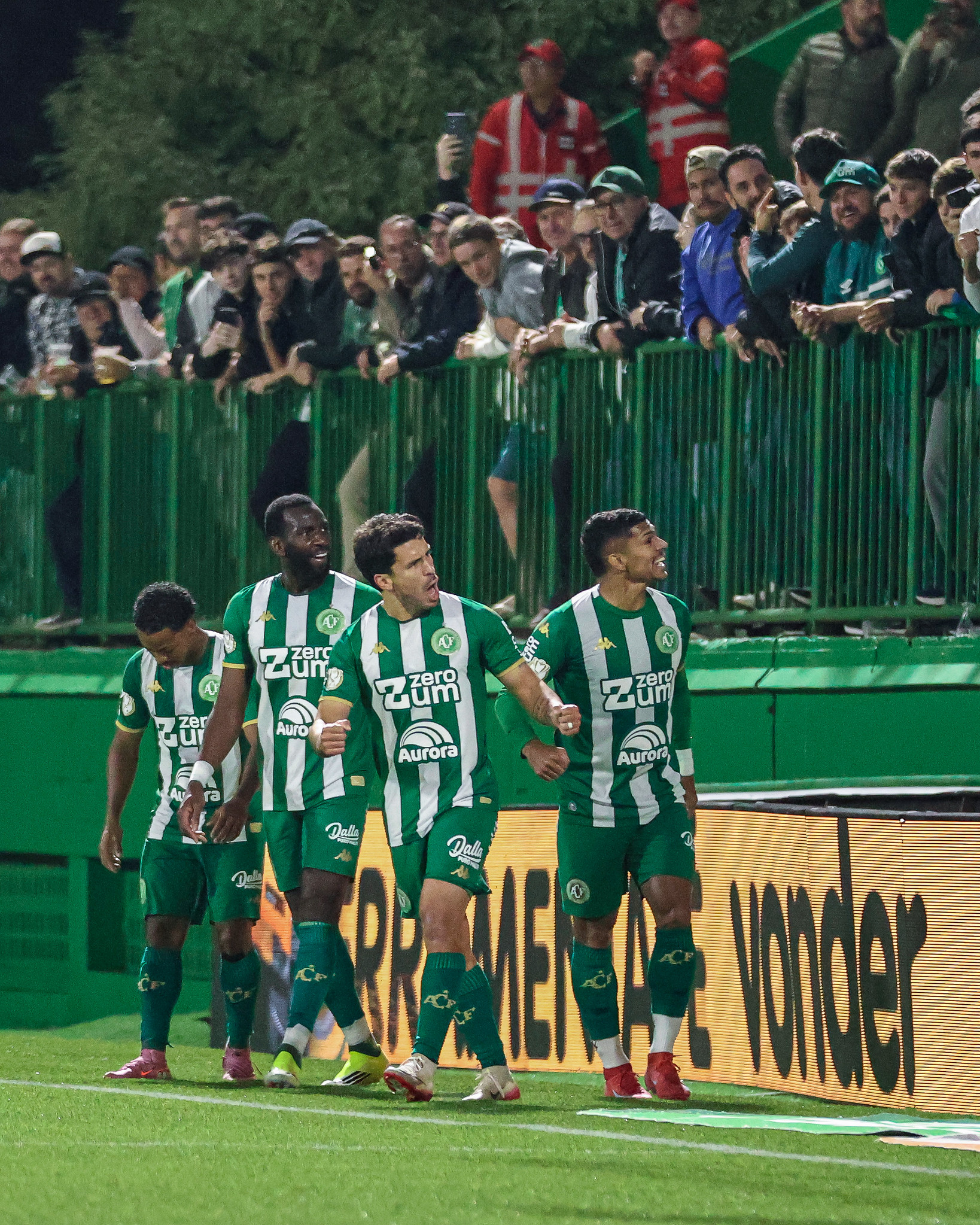 Chapecoense x Remo: veja prováveis escalações e onde assistir ao jogo ...