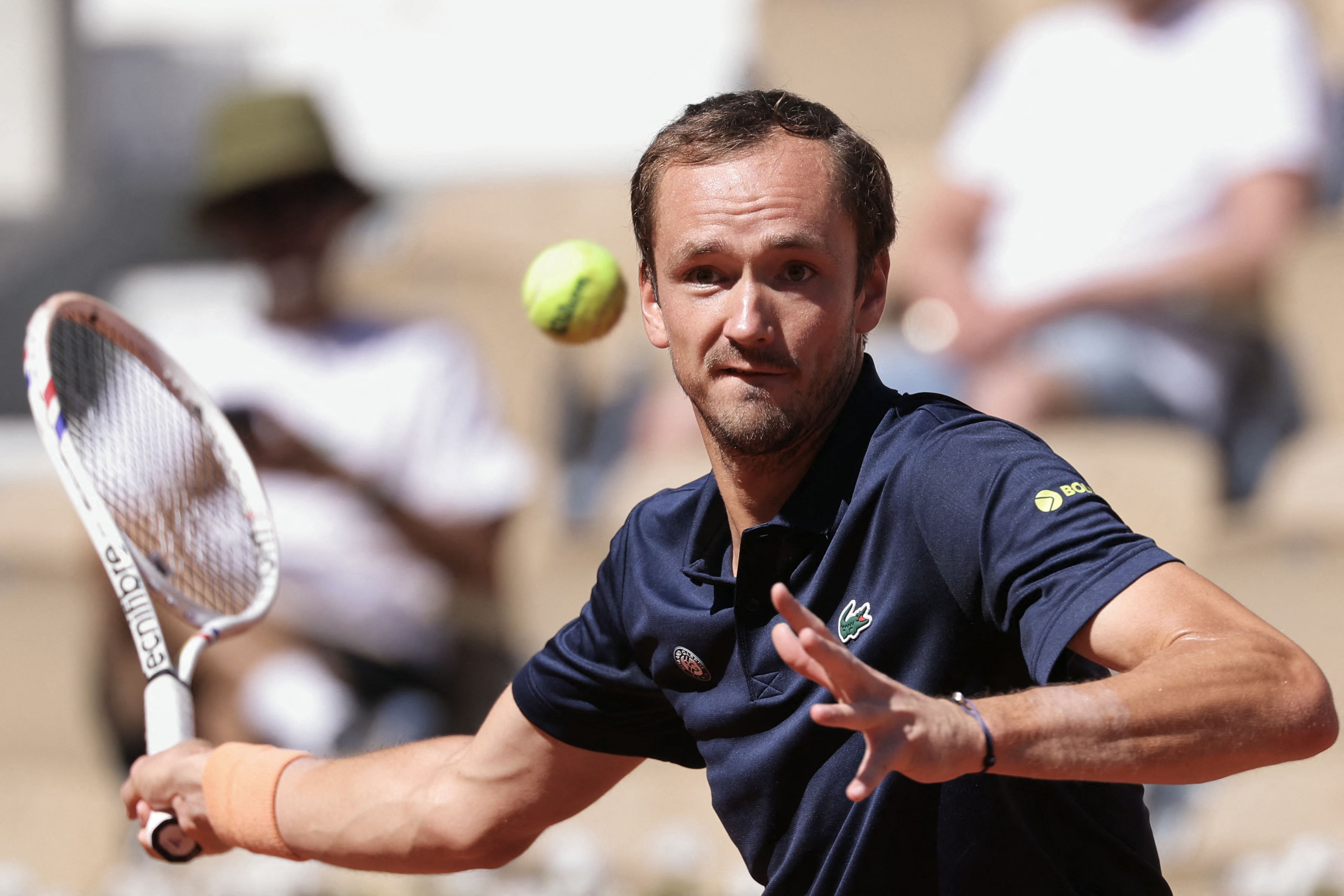 Zebra em Roland Garros: Medvedev é eliminado por convidado Adam Walton