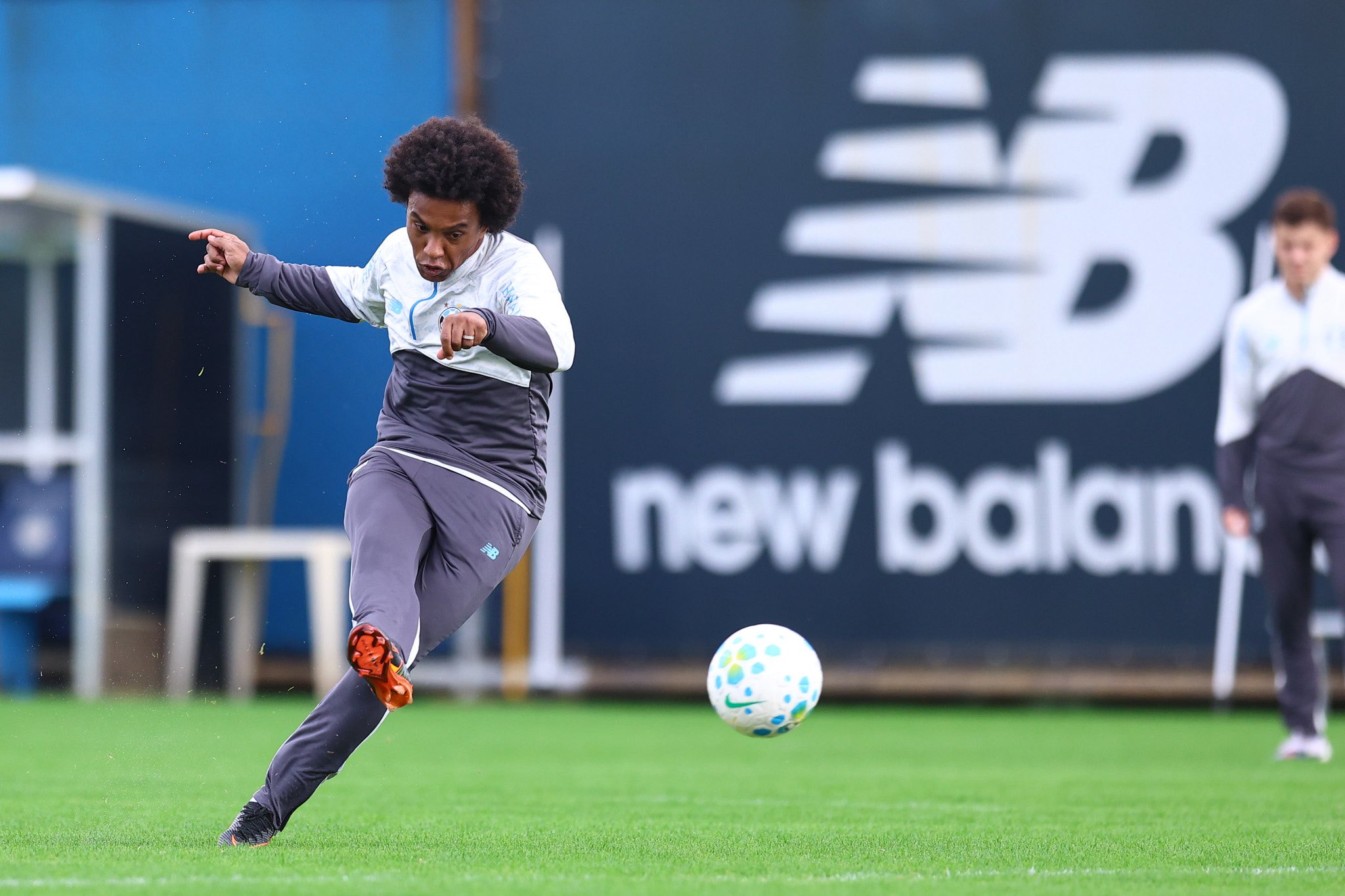 Sábado decisivo: Grêmio se prepara para reerguer-se contra o Corinthians e contornar desfalques