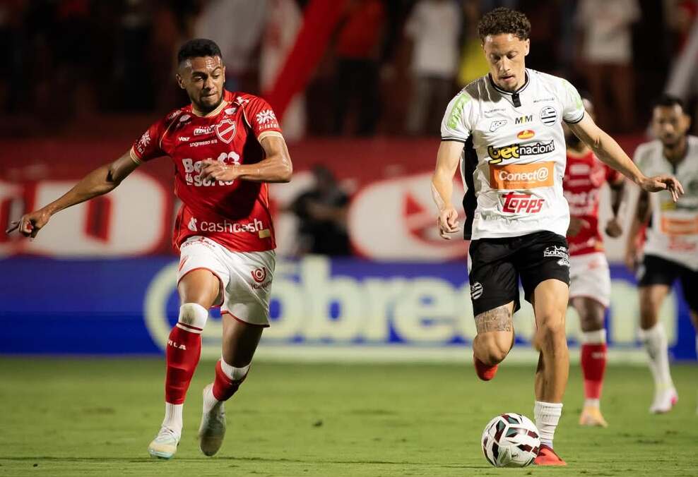 Com um a mais, Vila Nova empata com o Athletic e deixa liderança da Série B escapar