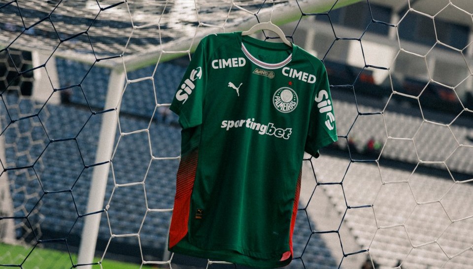 Palmeiras Alinha sua Força Máxima com Allan e Sosa Retornando; Paulinho Reserva no Confronto contra o Sporting Cristal