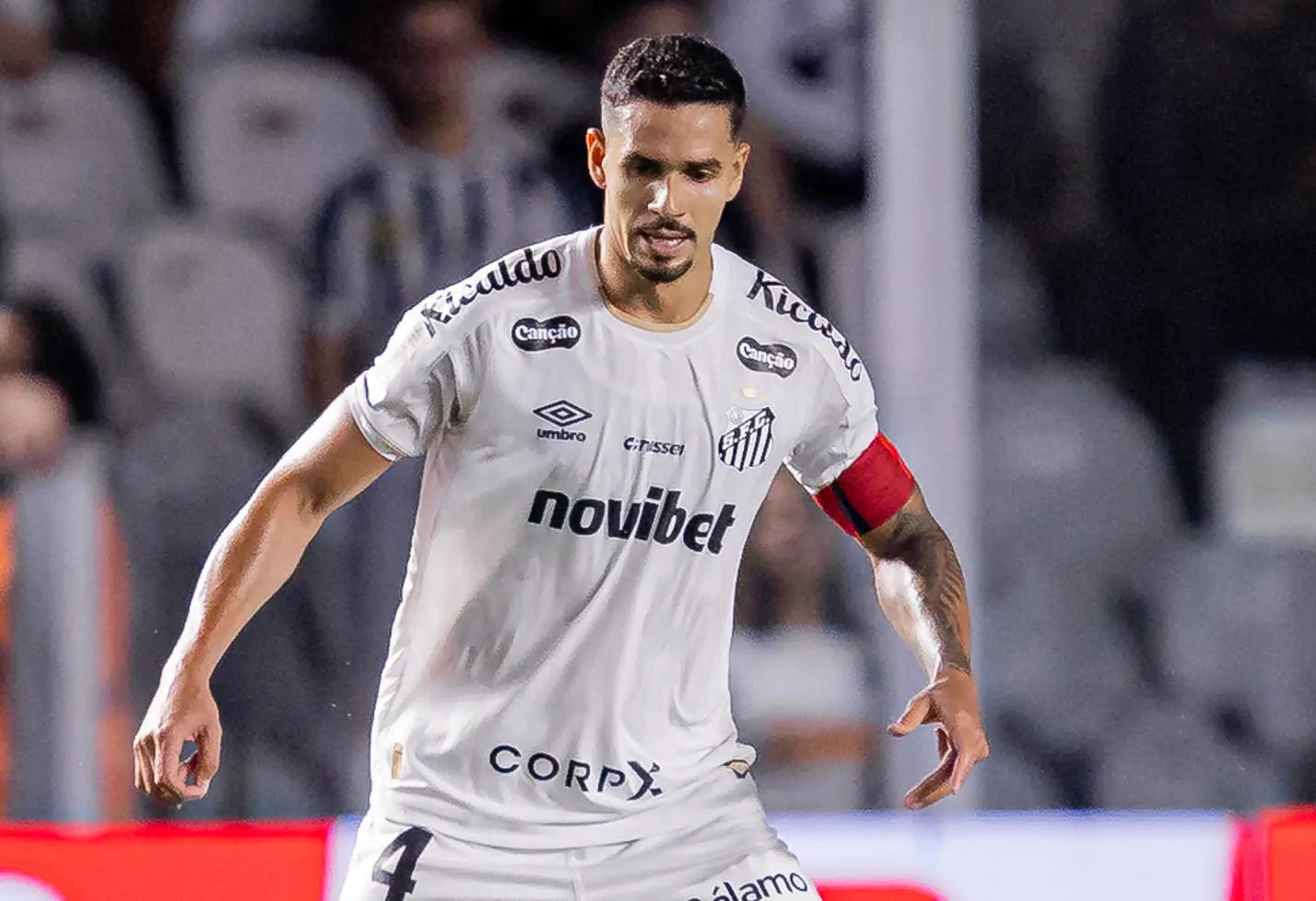 Qual foi a melhor contratação do Santos no semestre? Vote!