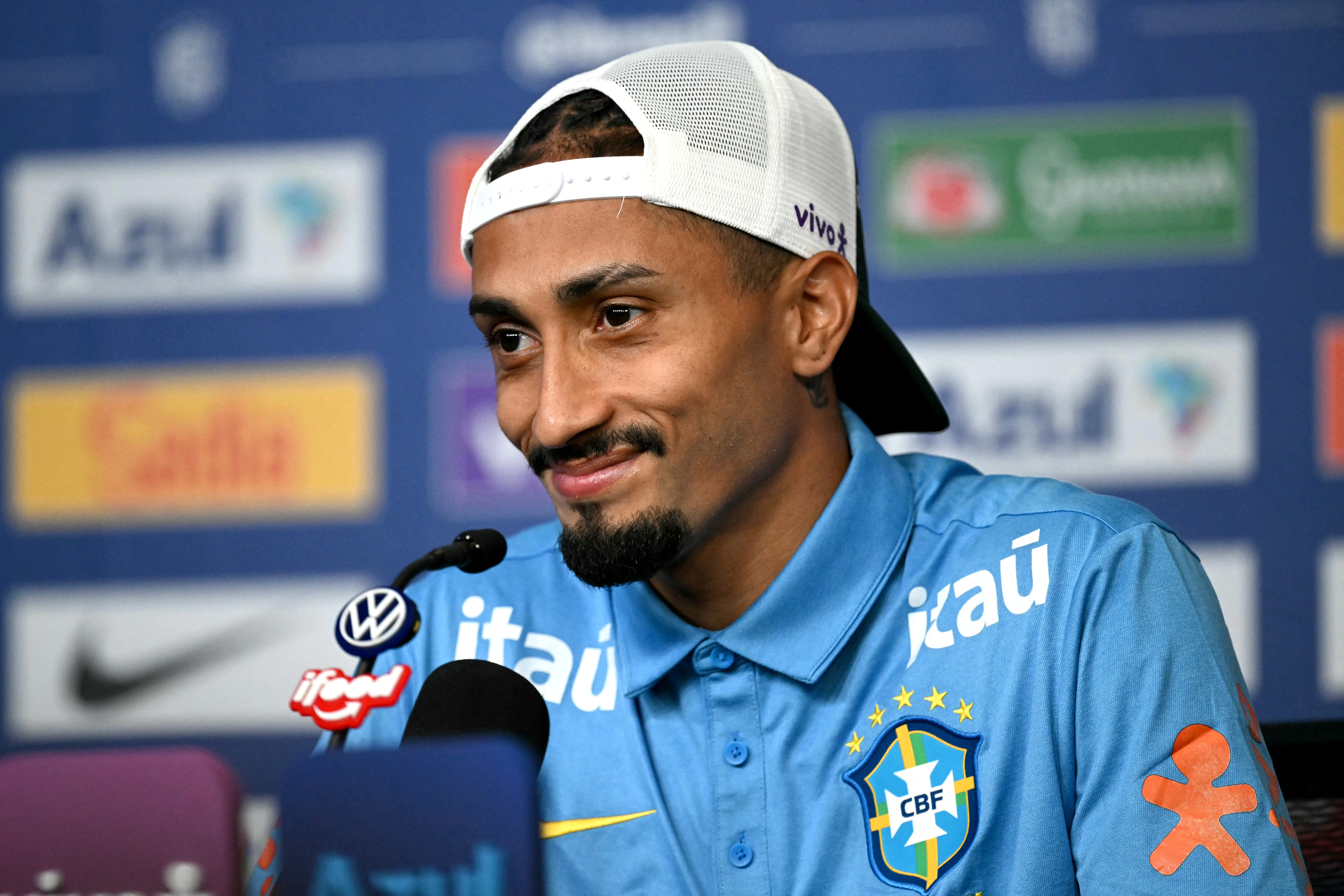 Raphinha admite diferença de desempenho entre clube e Seleção: "Não posso ser hipócrita"