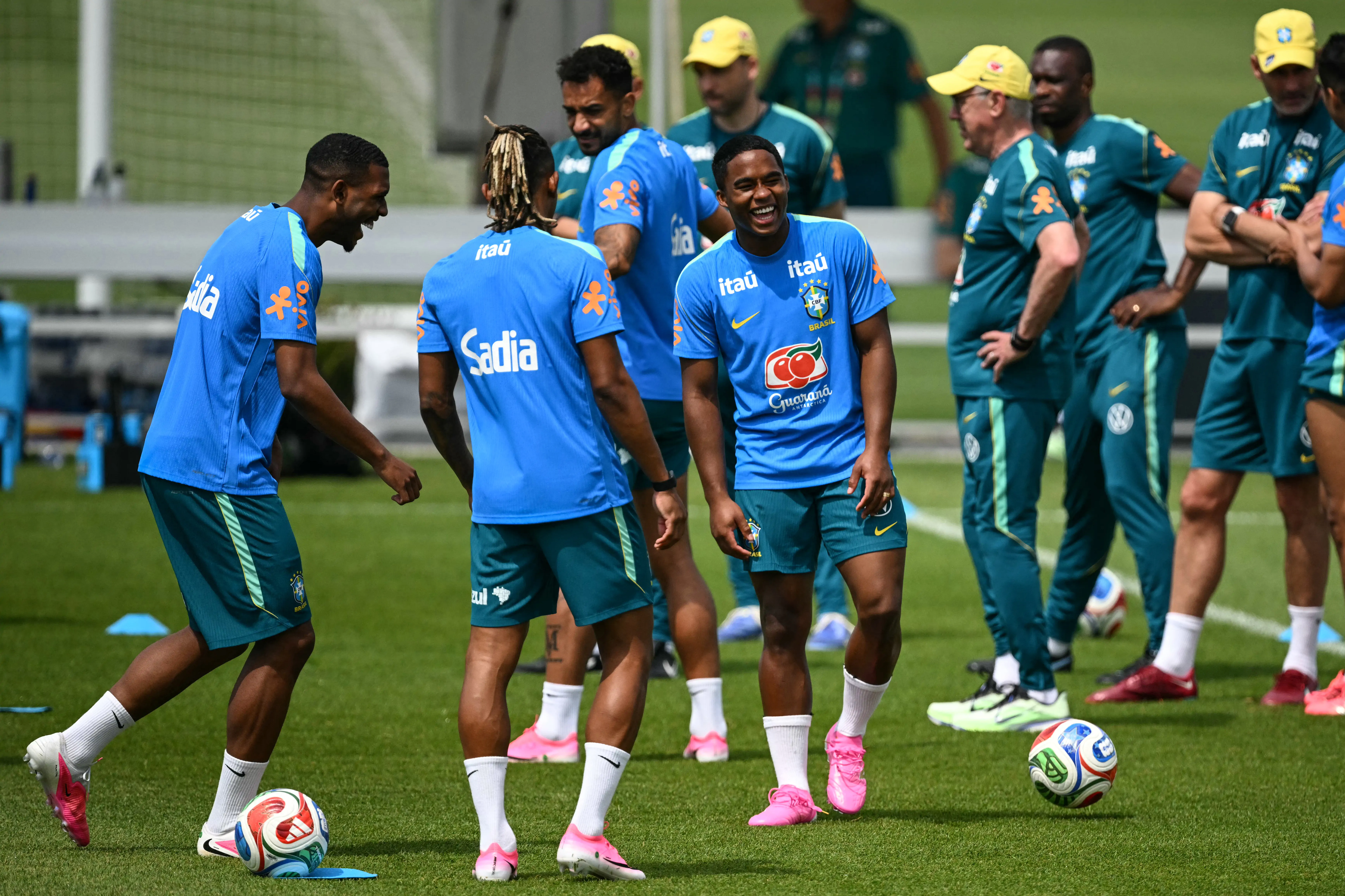 Videogames e pingue-pongue: os passatempos da Seleção para aliviar a pressão na Copa