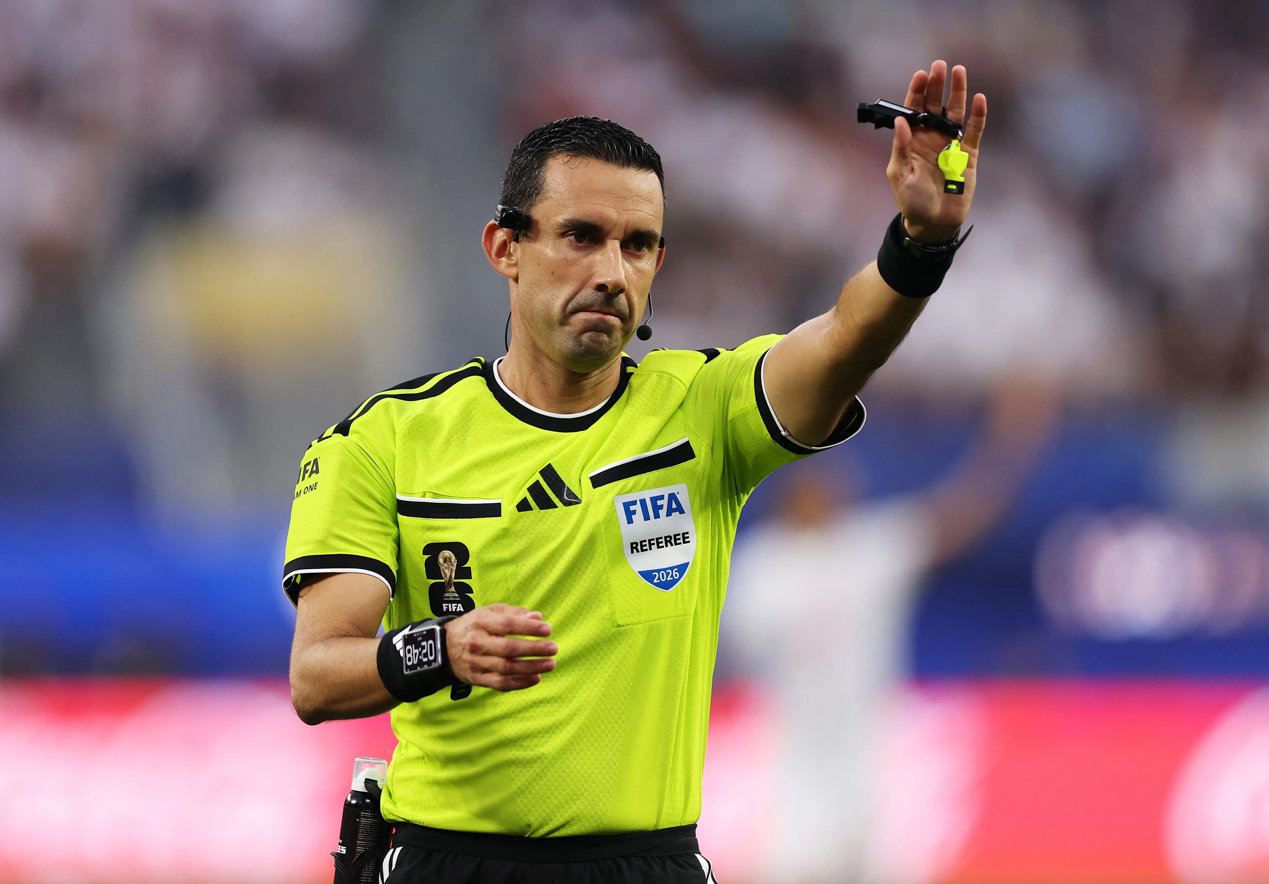 Fifa divulga arbitragem de jogo entre Brasil e Escócia na Copa; brasileiro apita Suíça x Canadá