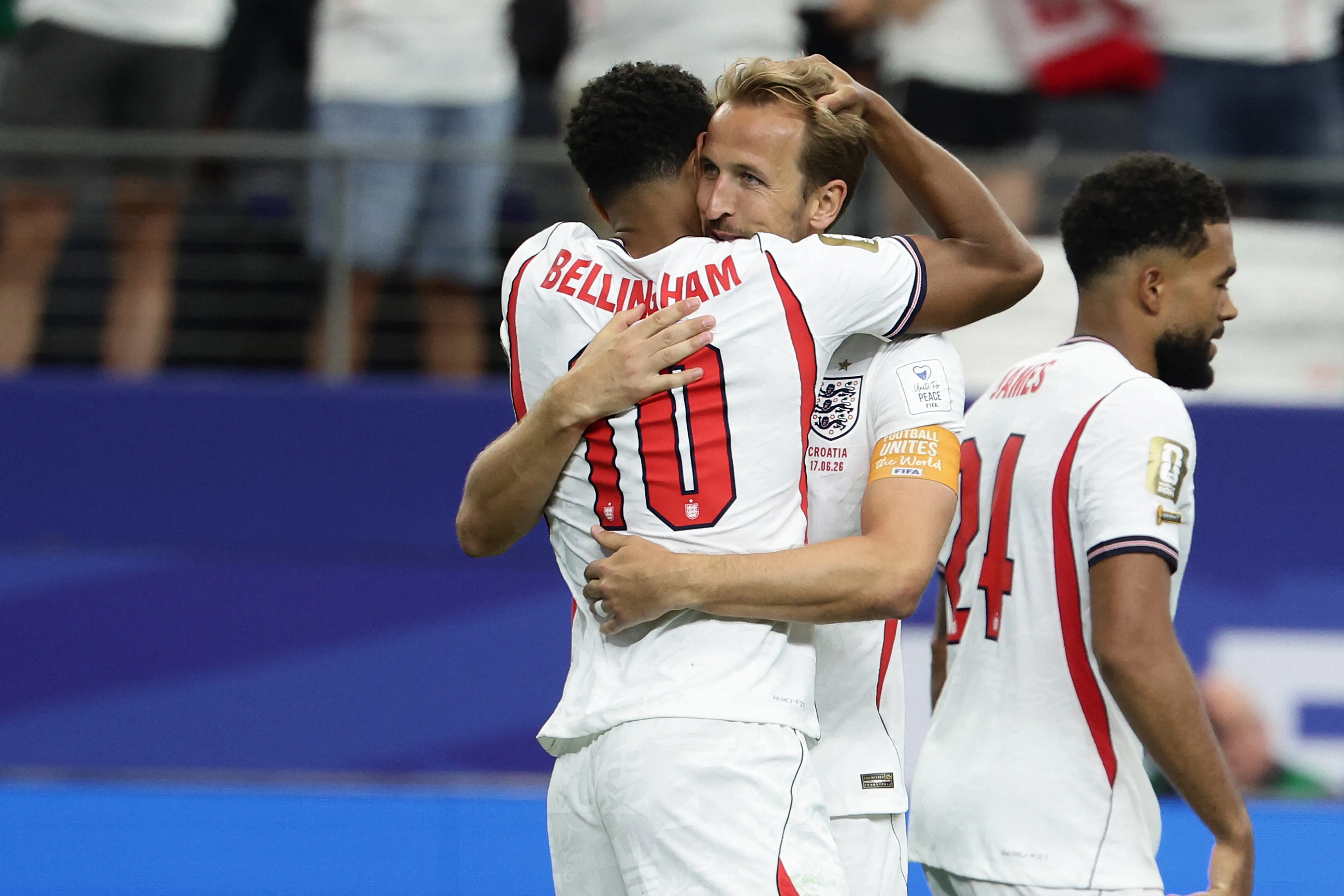Bellingham silencia críticas na Inglaterra de Kane