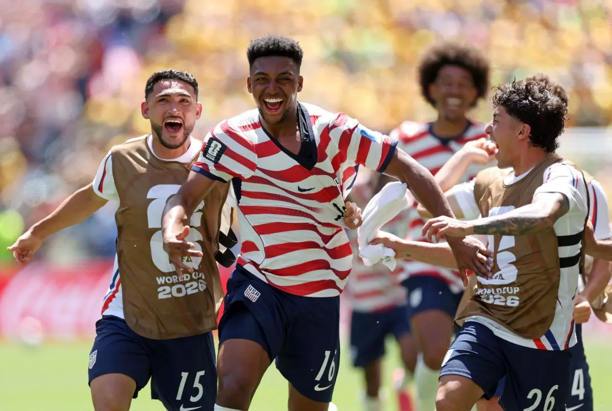 Classificada como líder do grupo, seleção dos EUA relaxa em “oásis” californiano