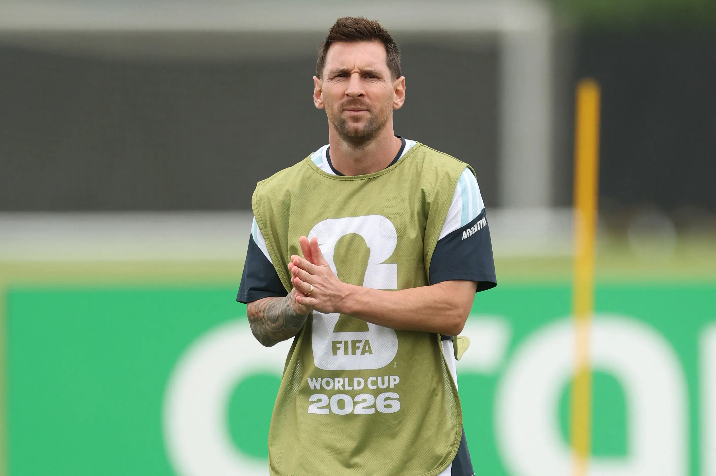 Messi volta a se refugiar com a seleção argentina durante "dias difíceis"