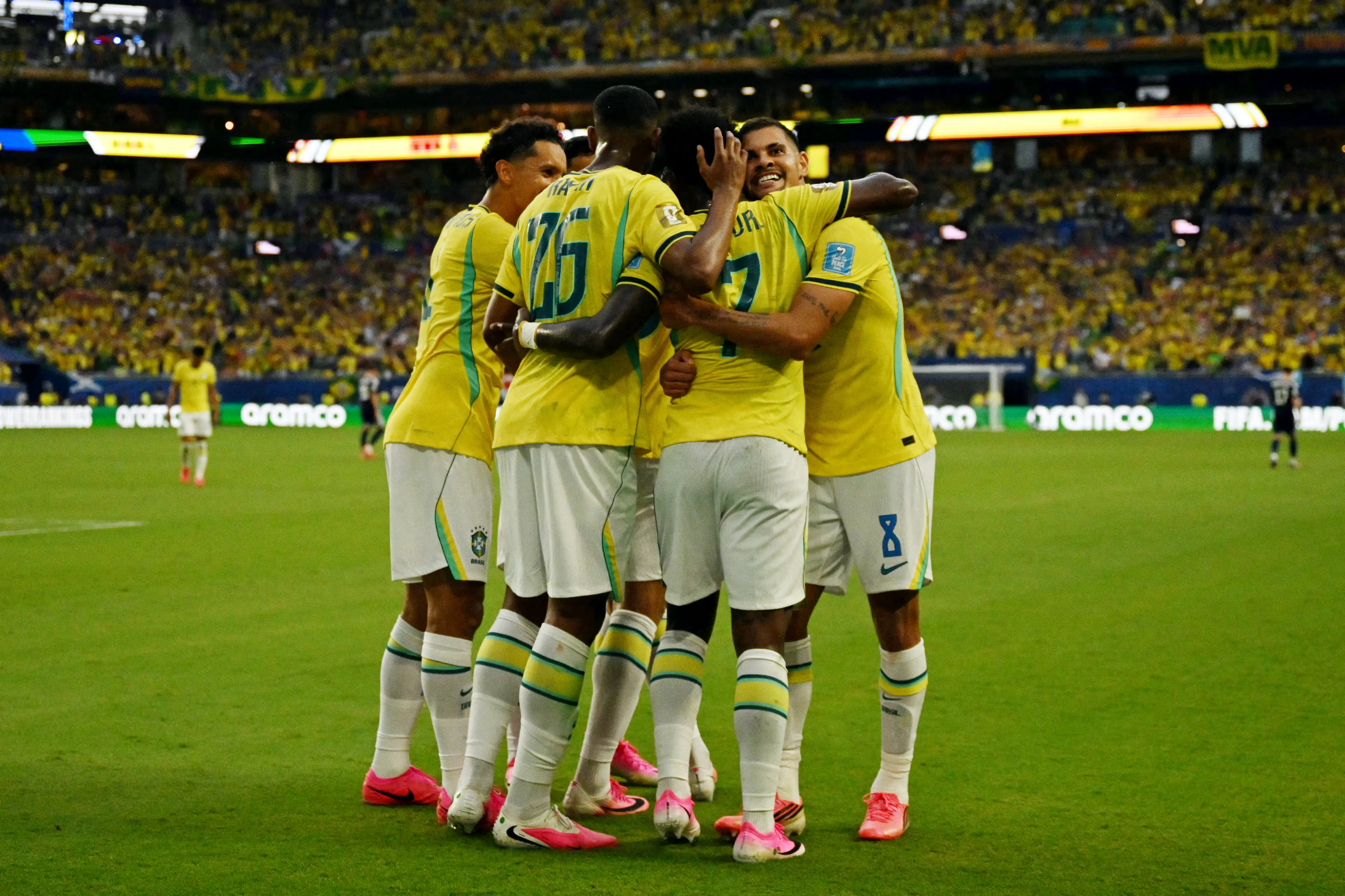 Brasil testa sua defesa contra o Japão no primeiro duelo de vida ou morte na Copa