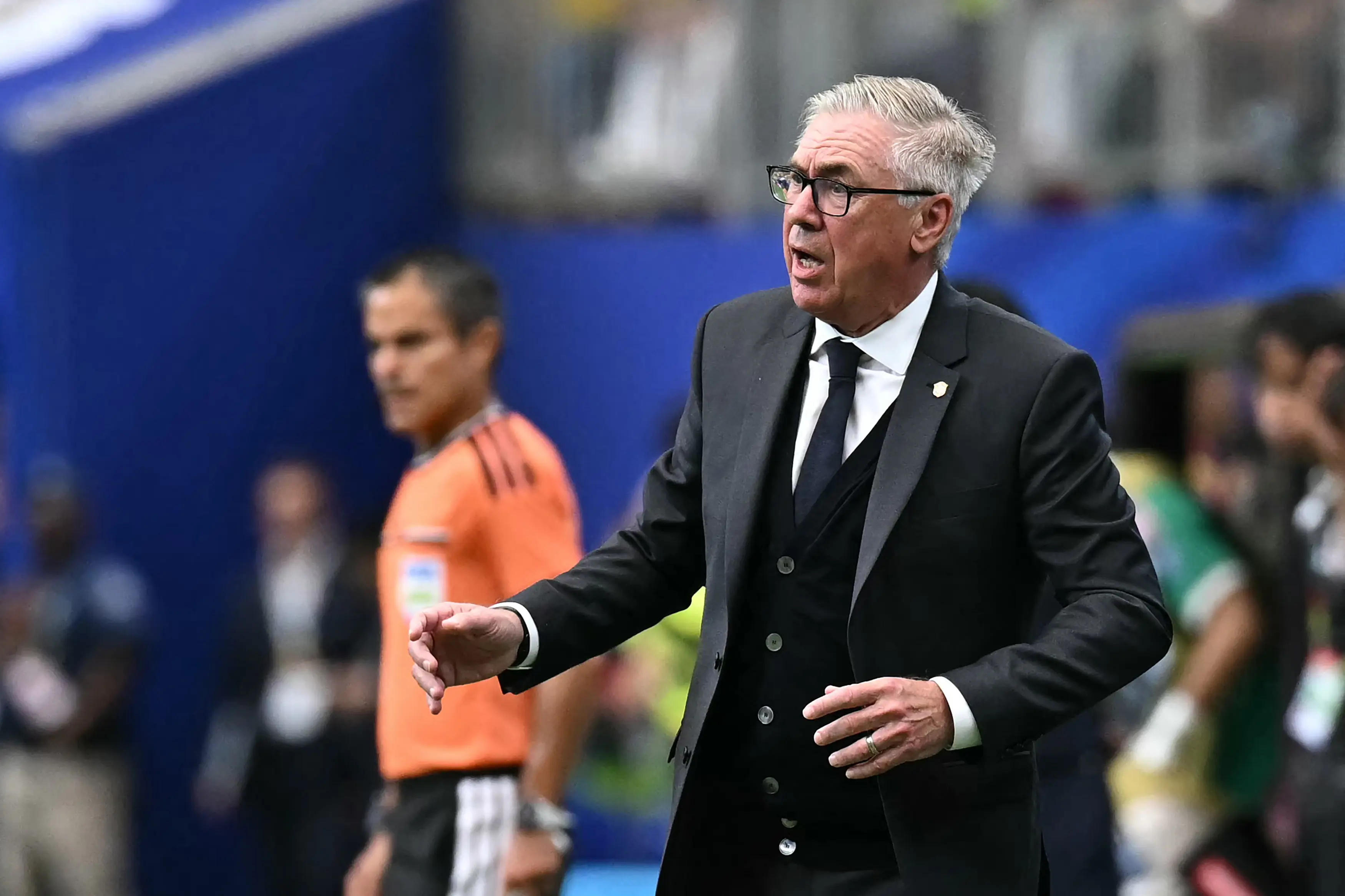 Ancelotti elogia Brasil e sai em defesa de Casemiro após classificação: "Não foi erro dele"
