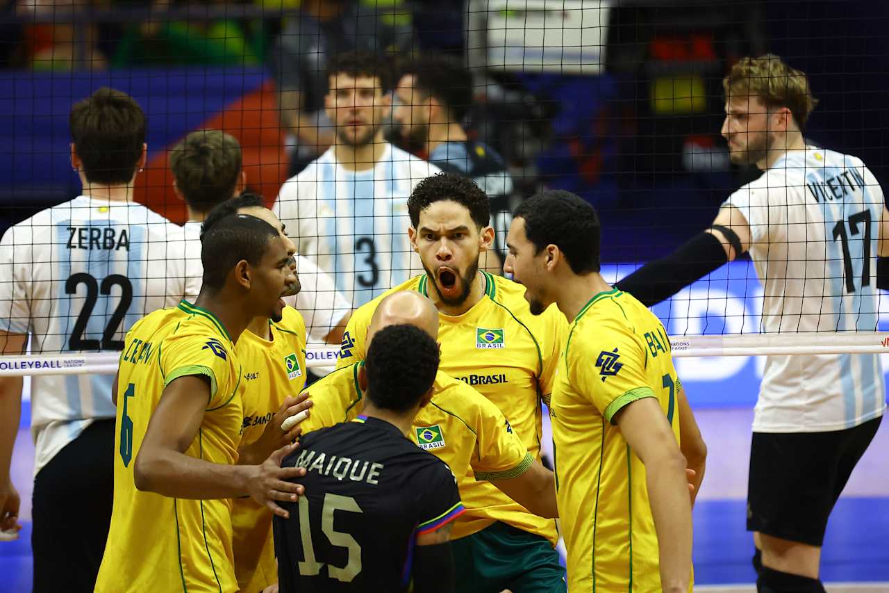 De virada, Brasil vence a Argentina e termina primeira semana da Liga das Nações invicto