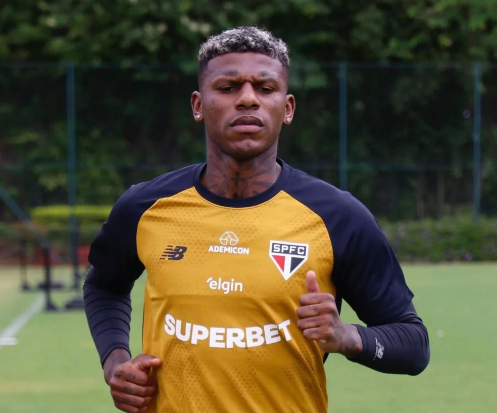 Entenda por que Arboleda pode ser reintegrado ao elenco do São Paulo
