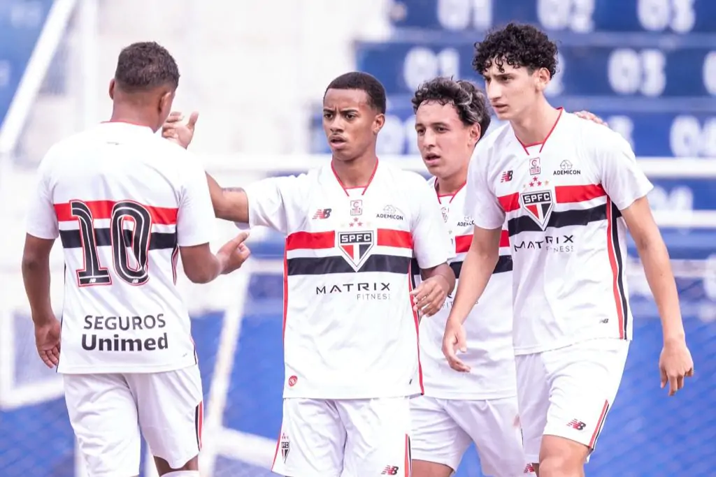 São Paulo faz oito no São Bento pelo Paulista sub-17 e também vence no sub-15