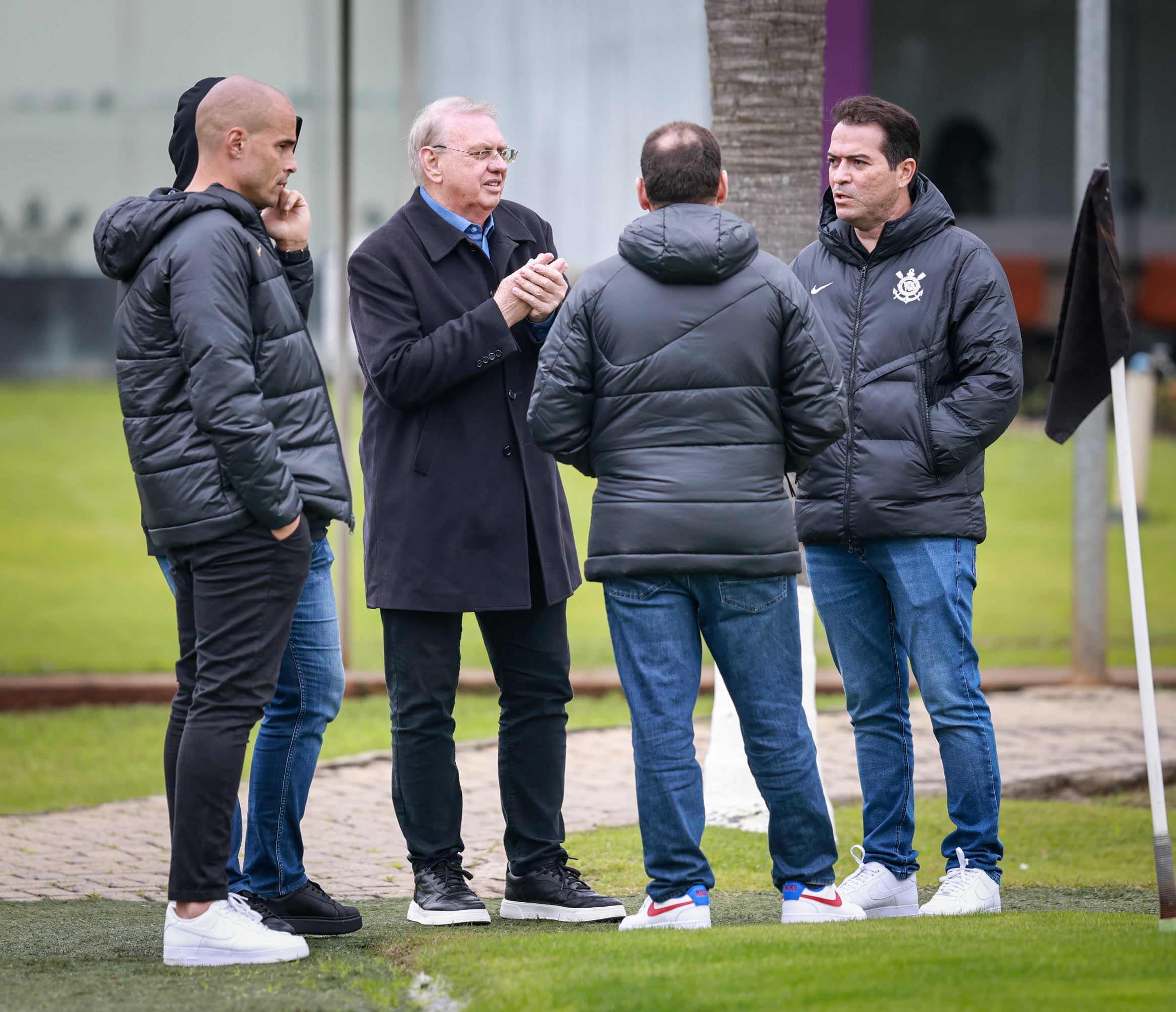 Corinthians define prioridades financeiras: quitar imagem e transfer bans