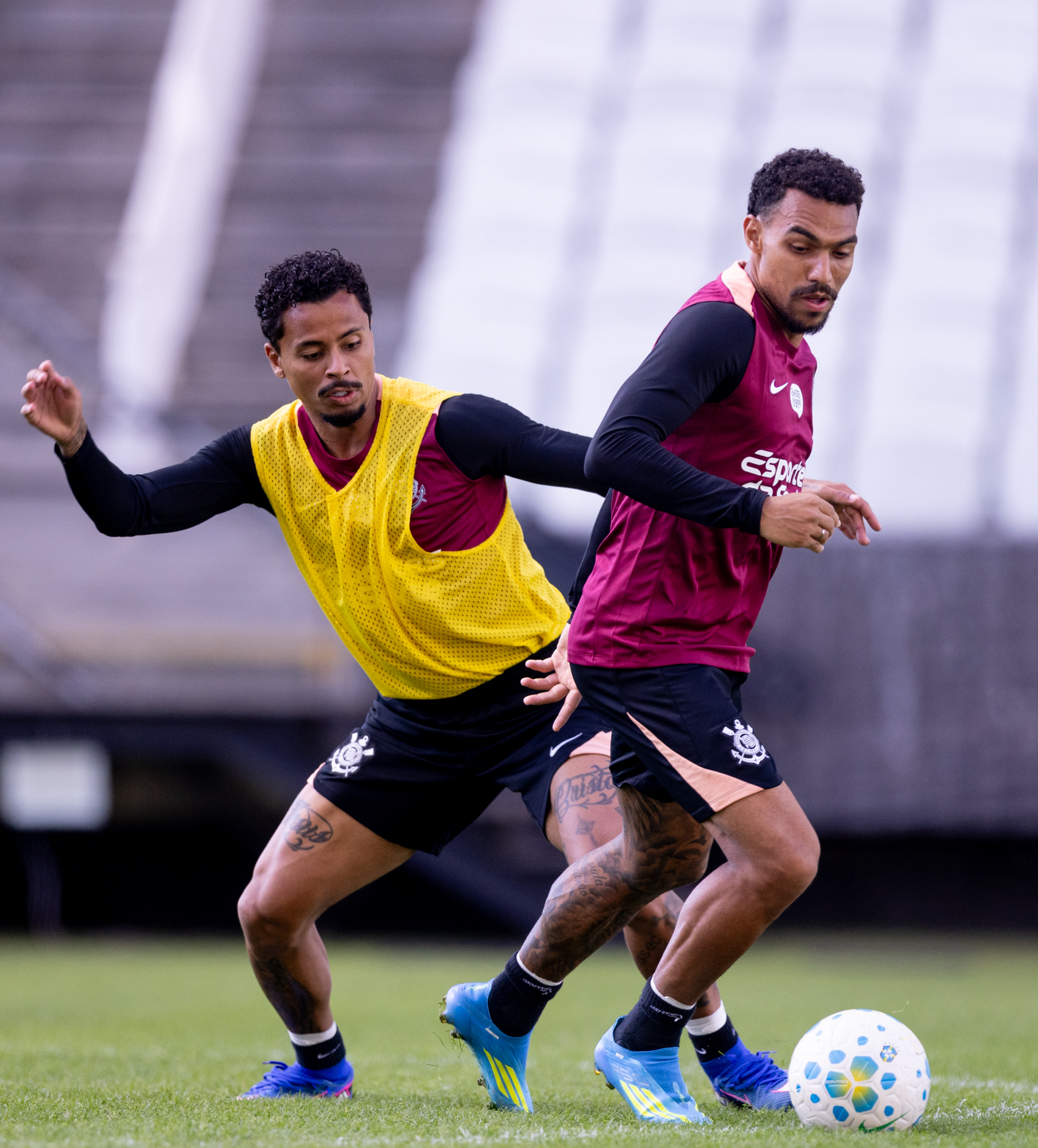 Veja fotos do treino do Corinthians na Arena nesta segunda-feira